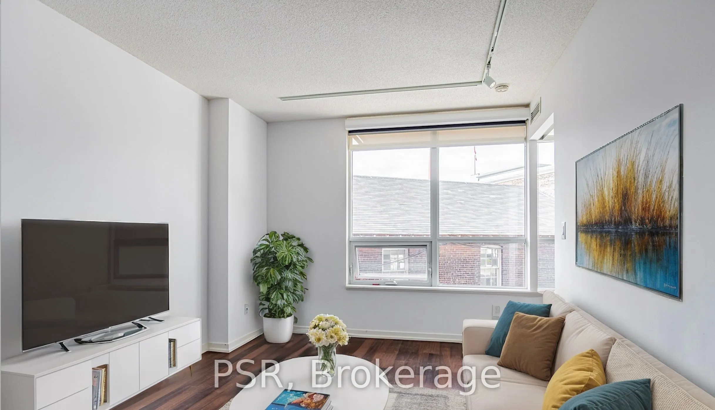 38 Joe Shuster Way, #201