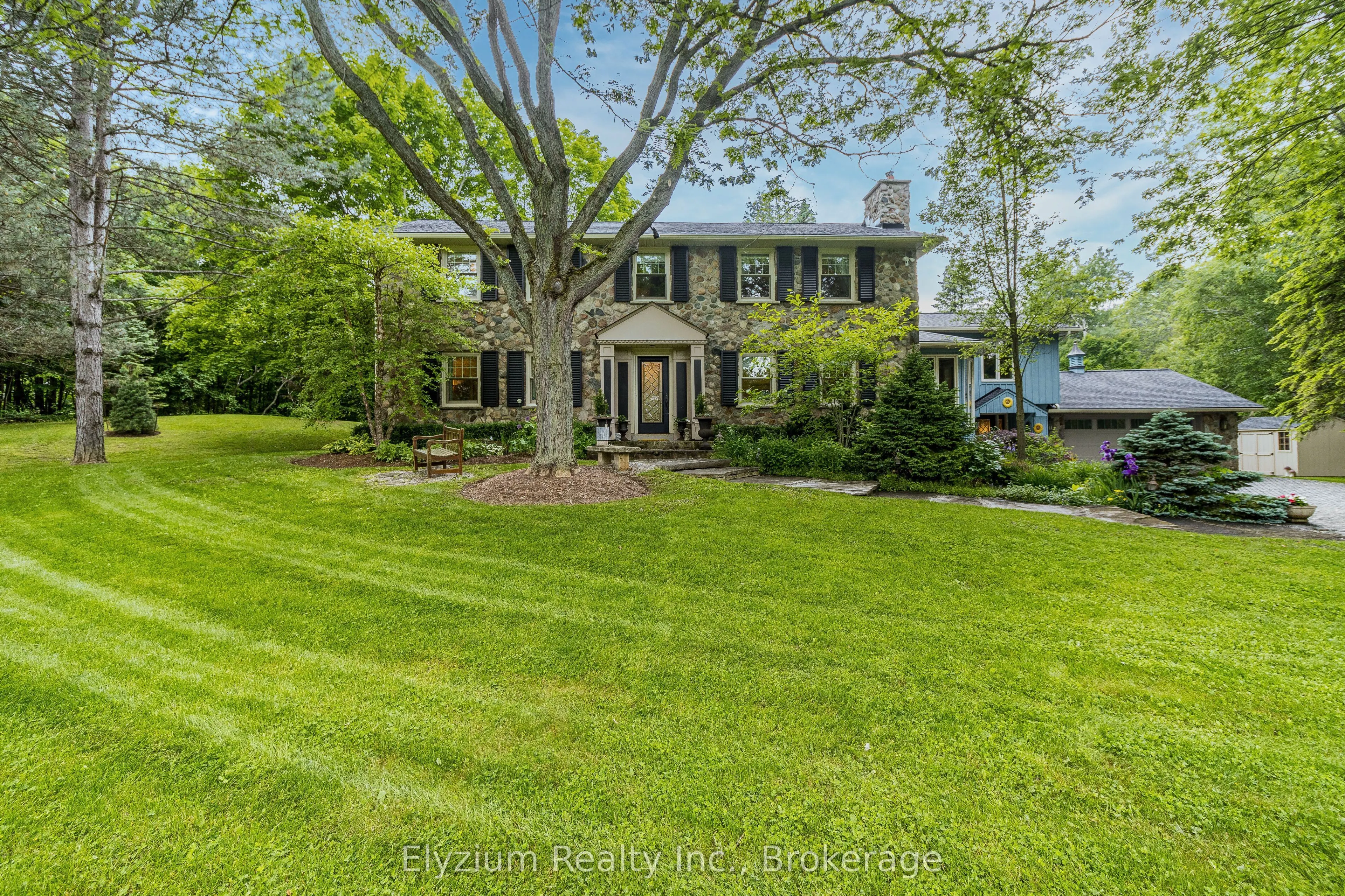 27 Cedar Drive