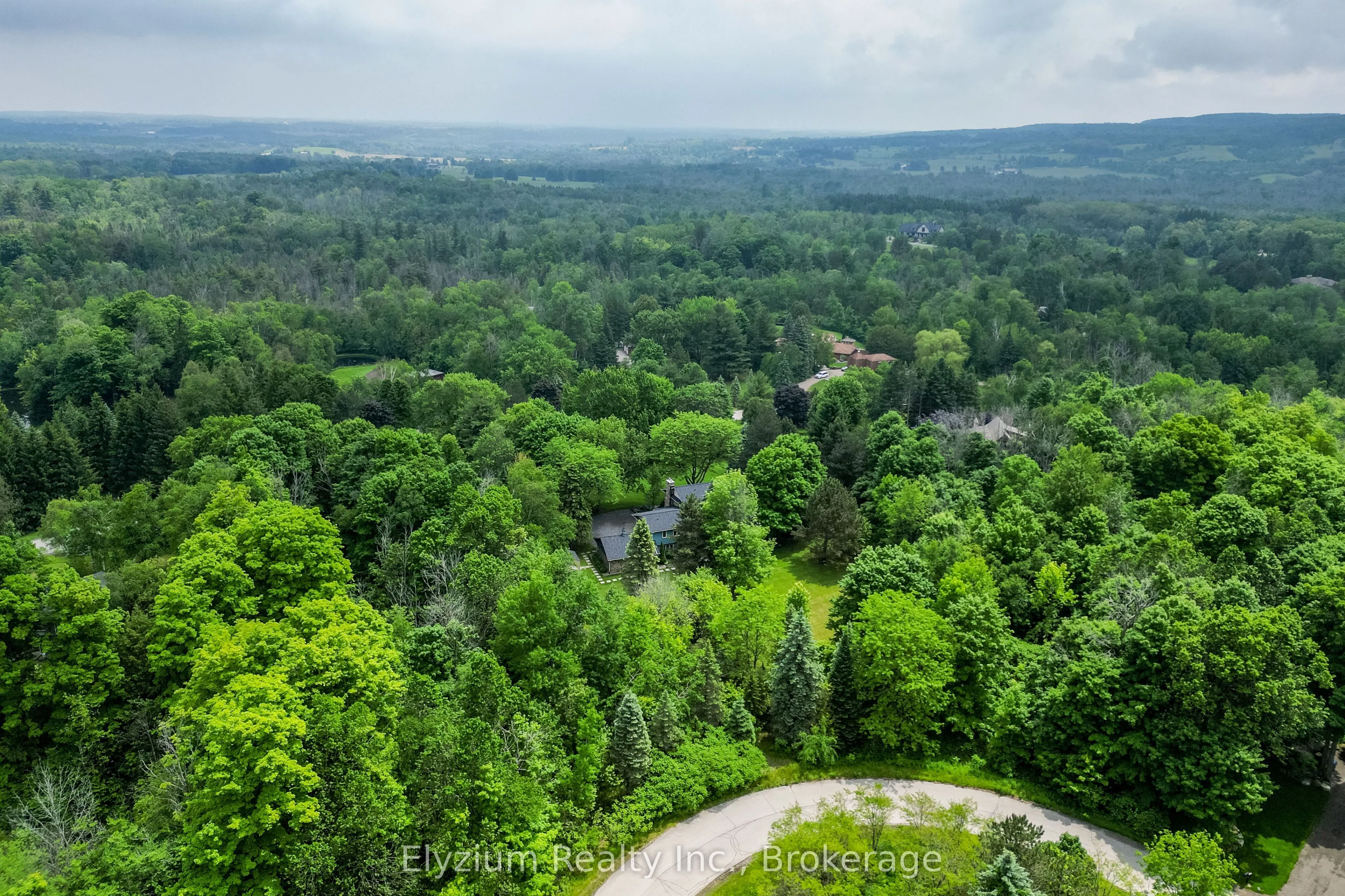 27 Cedar Drive
