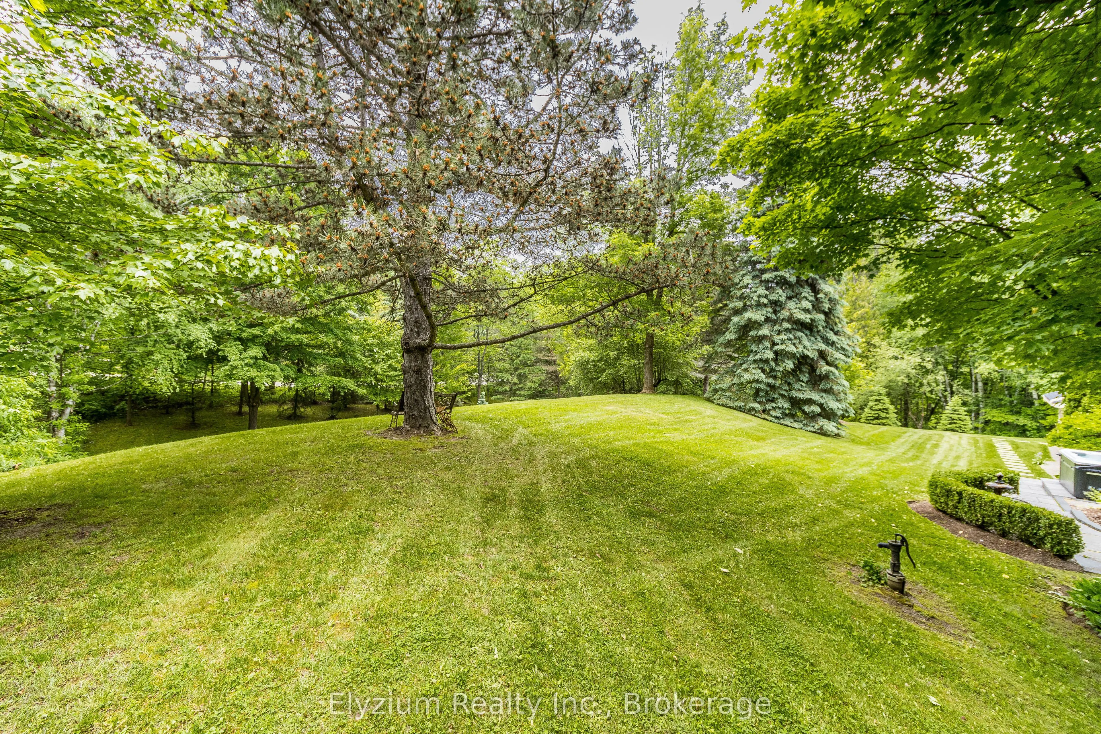 27 Cedar Drive