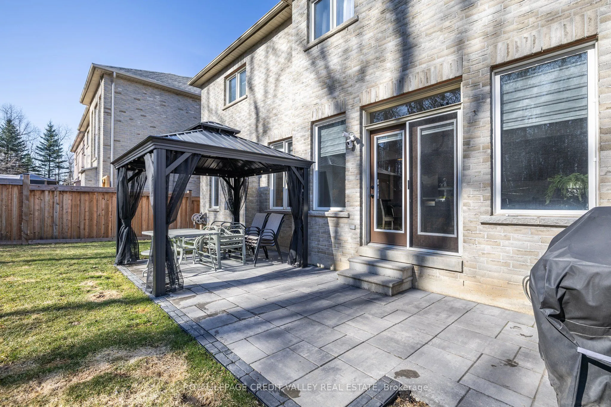 14 Larande Court