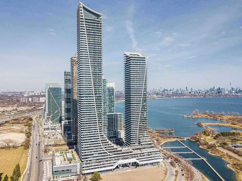 30 Shore Breeze Drive, #4211