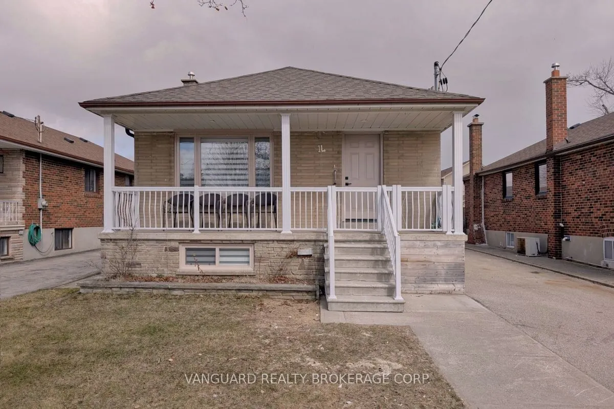 14 Bradfield Avenue