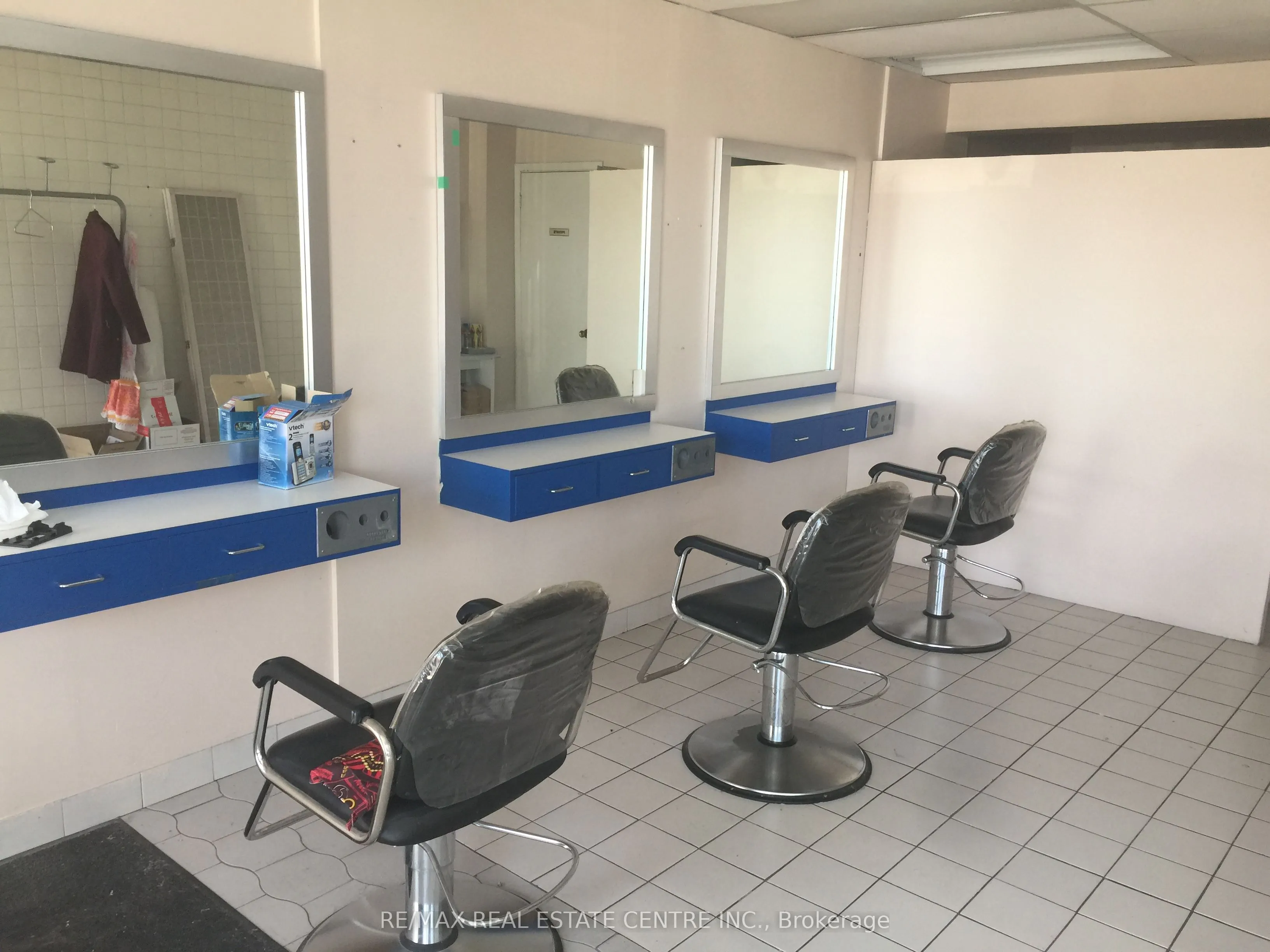 1225 Dundas Street, #11