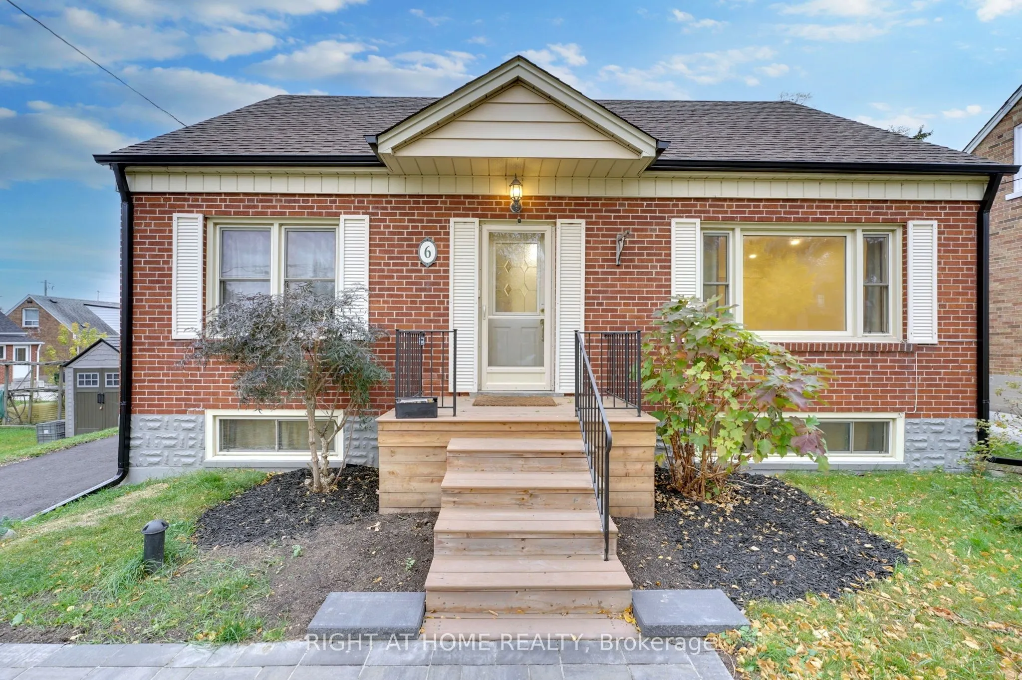 6 Adele Avenue