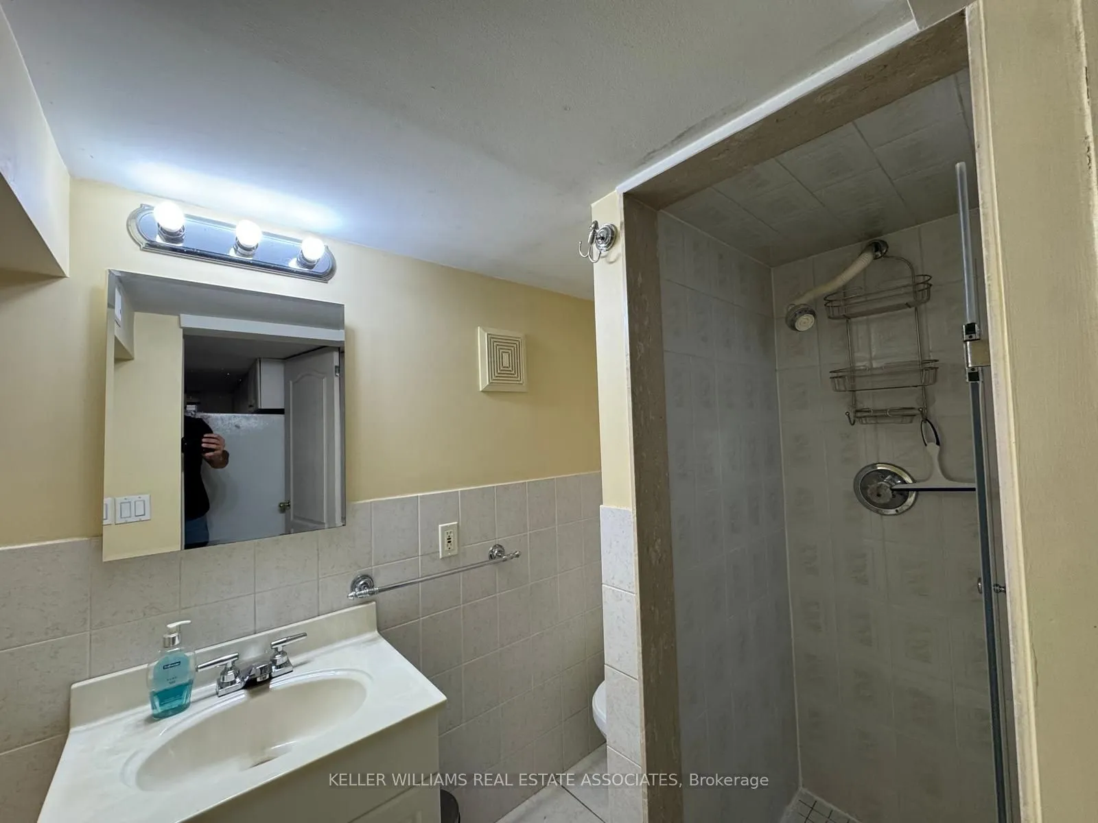 308 Lakeshore Road E, #Lower level