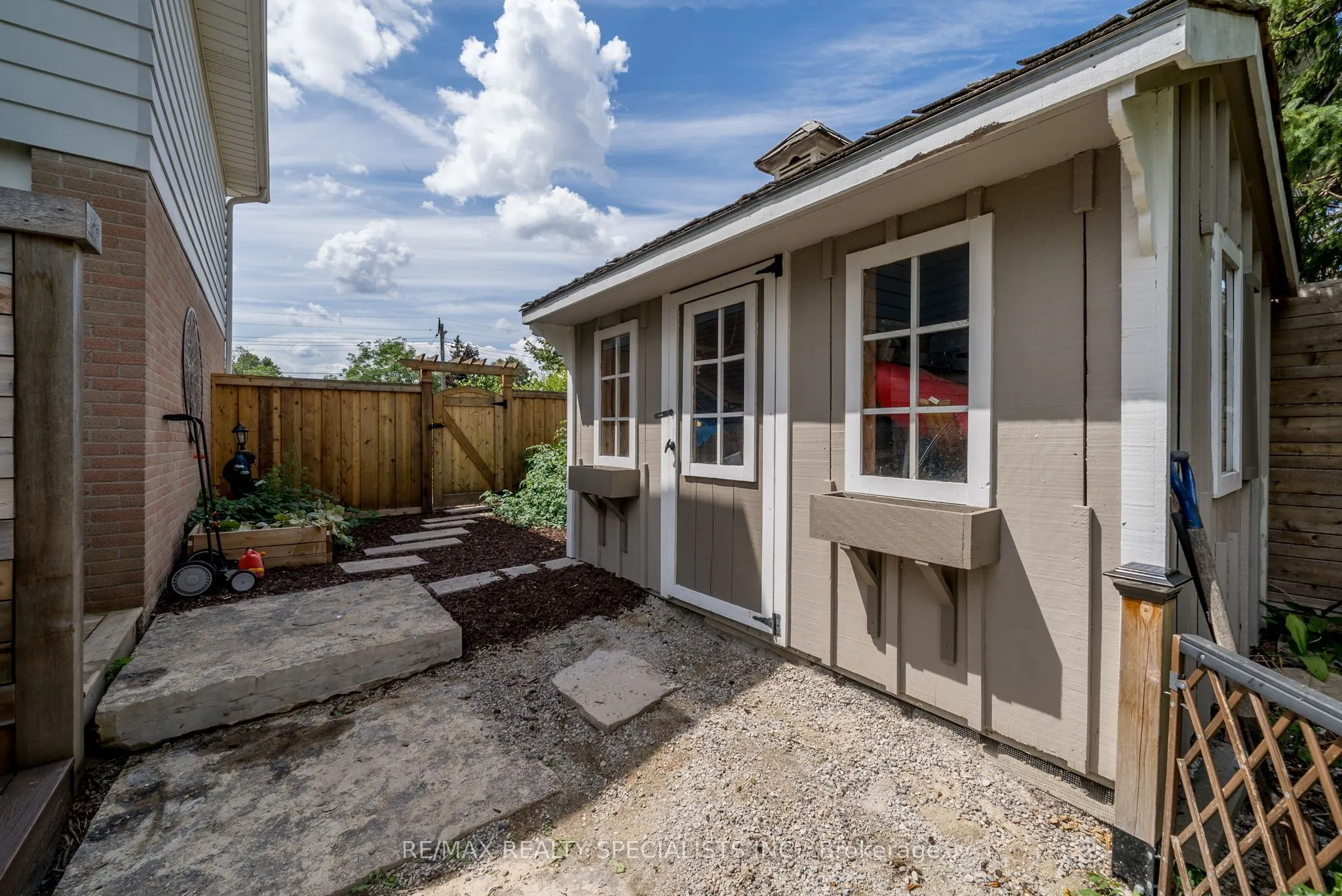 31 Metcalfe Court