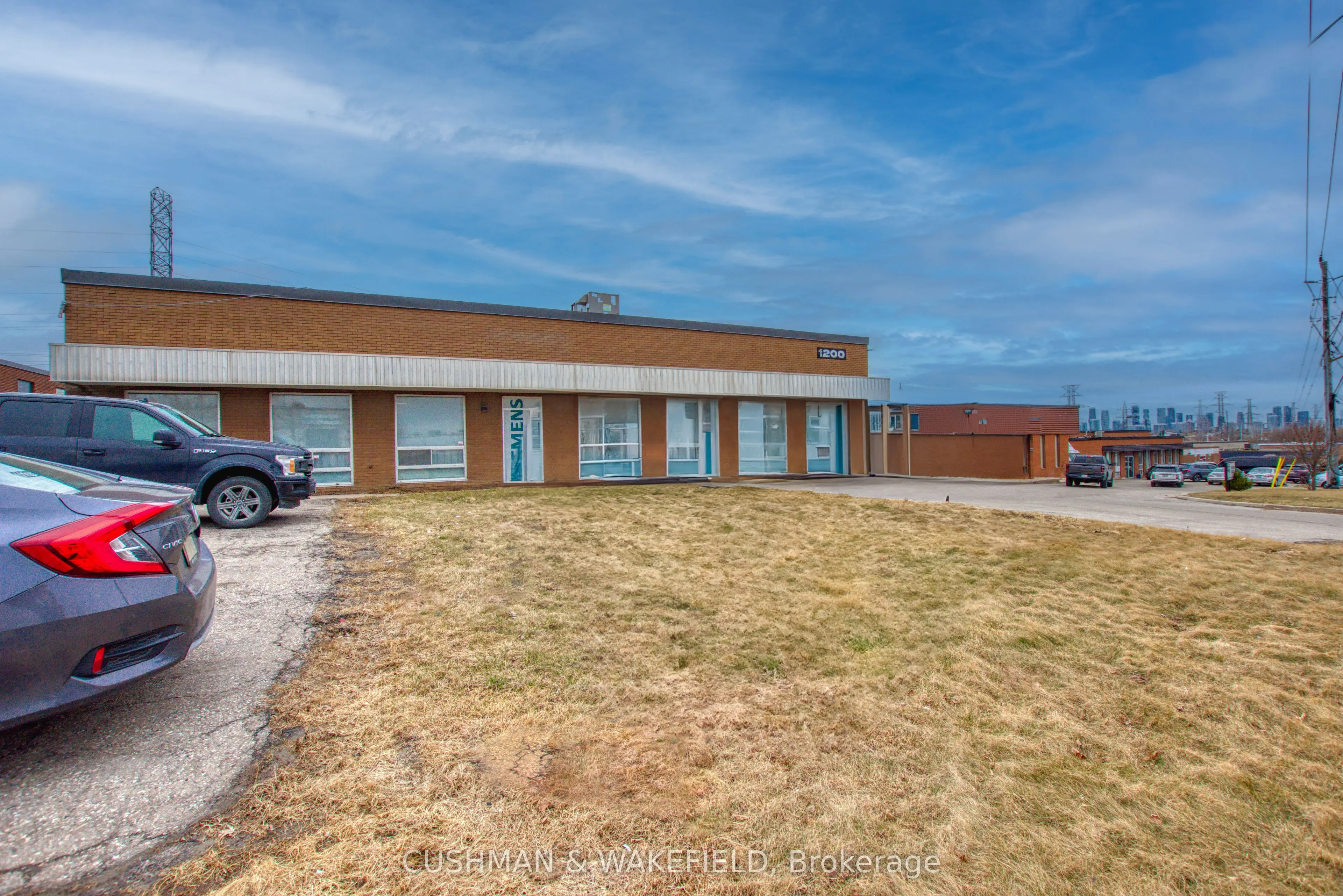 1200 Fewster Drive