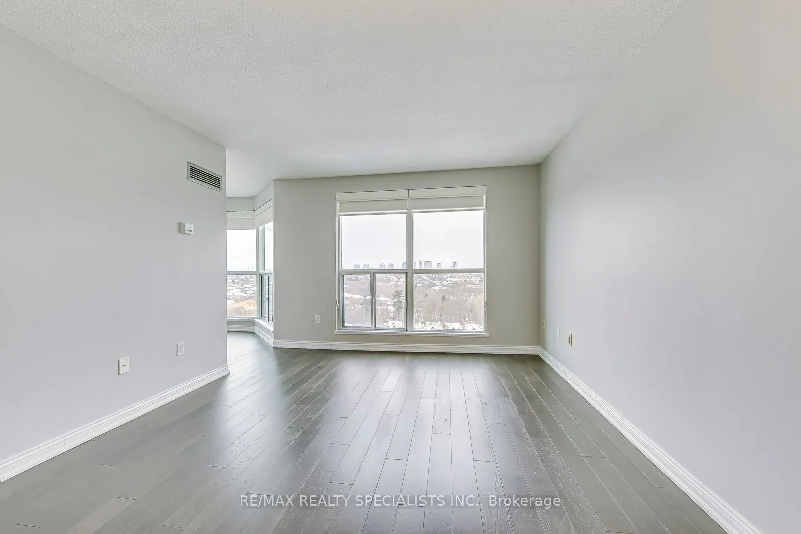 2177 Burnhamthorpe Road W #1605
