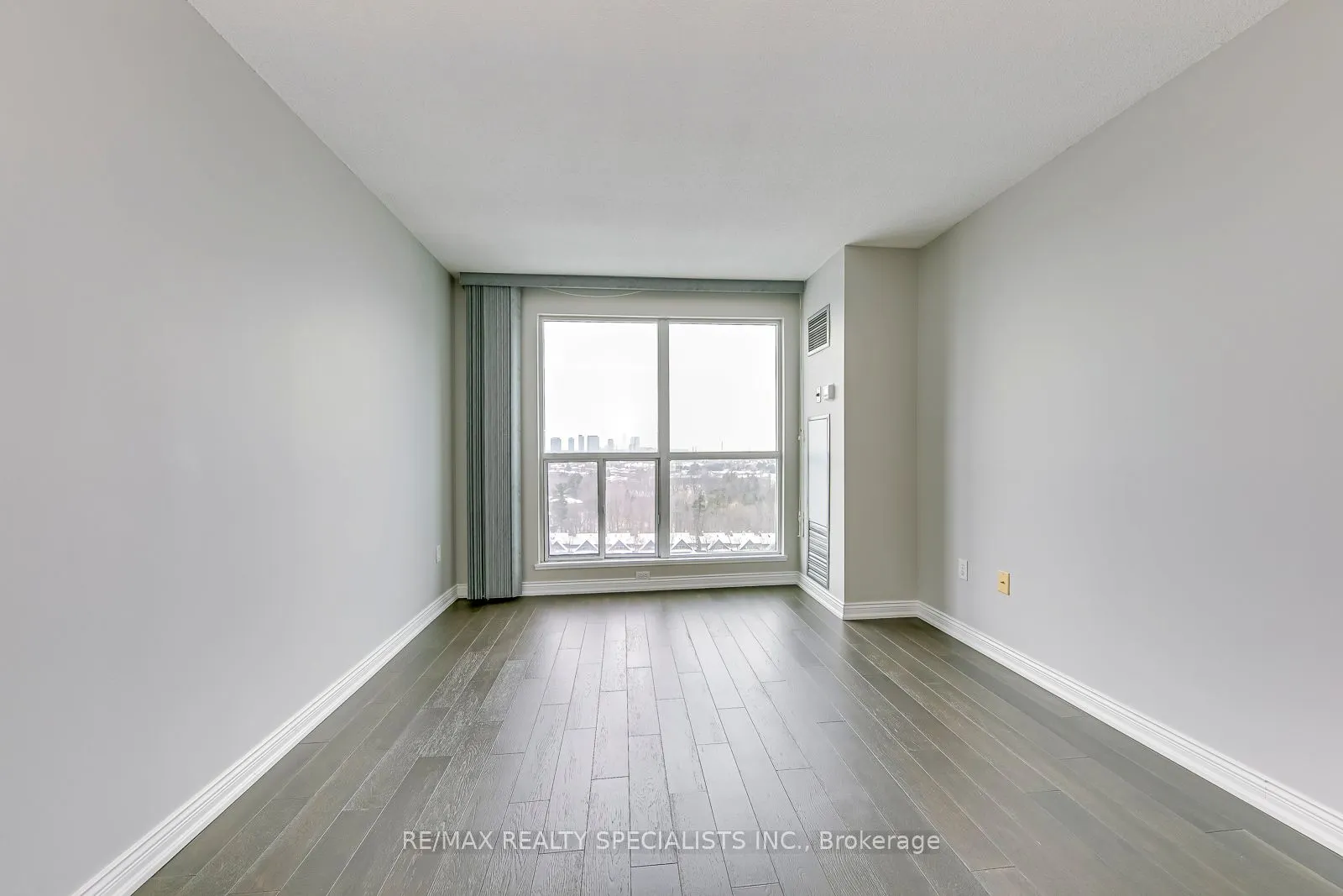 2177 Burnhamthorpe Road W #1605