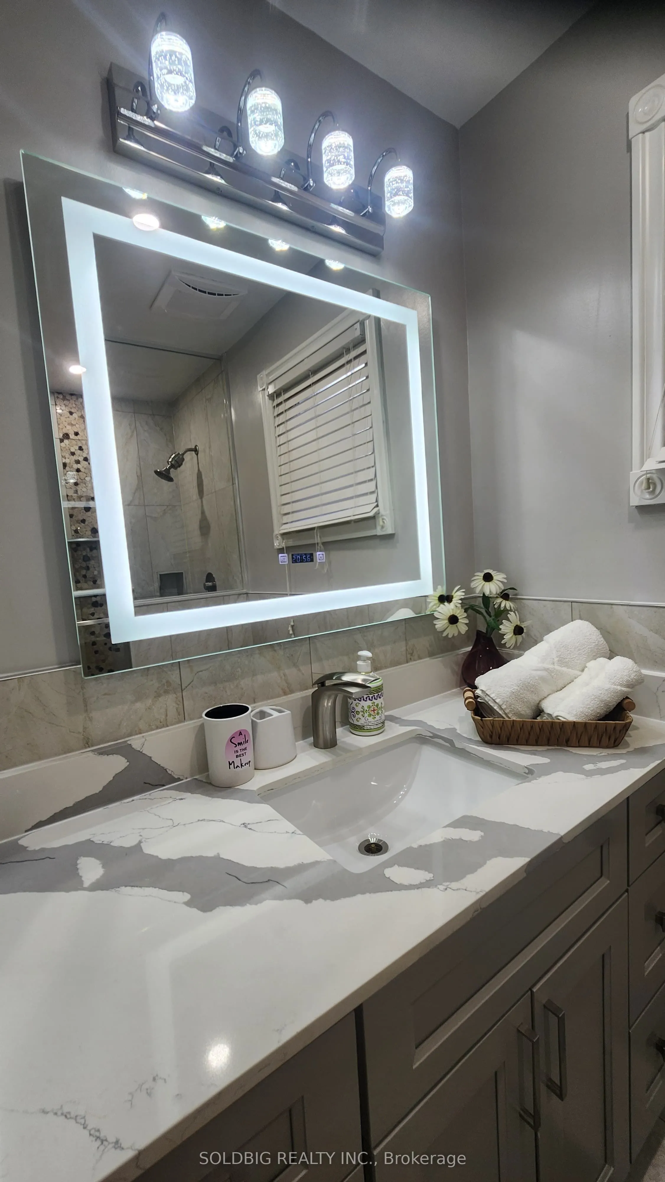 4079 Trapper Crescent, #Upper