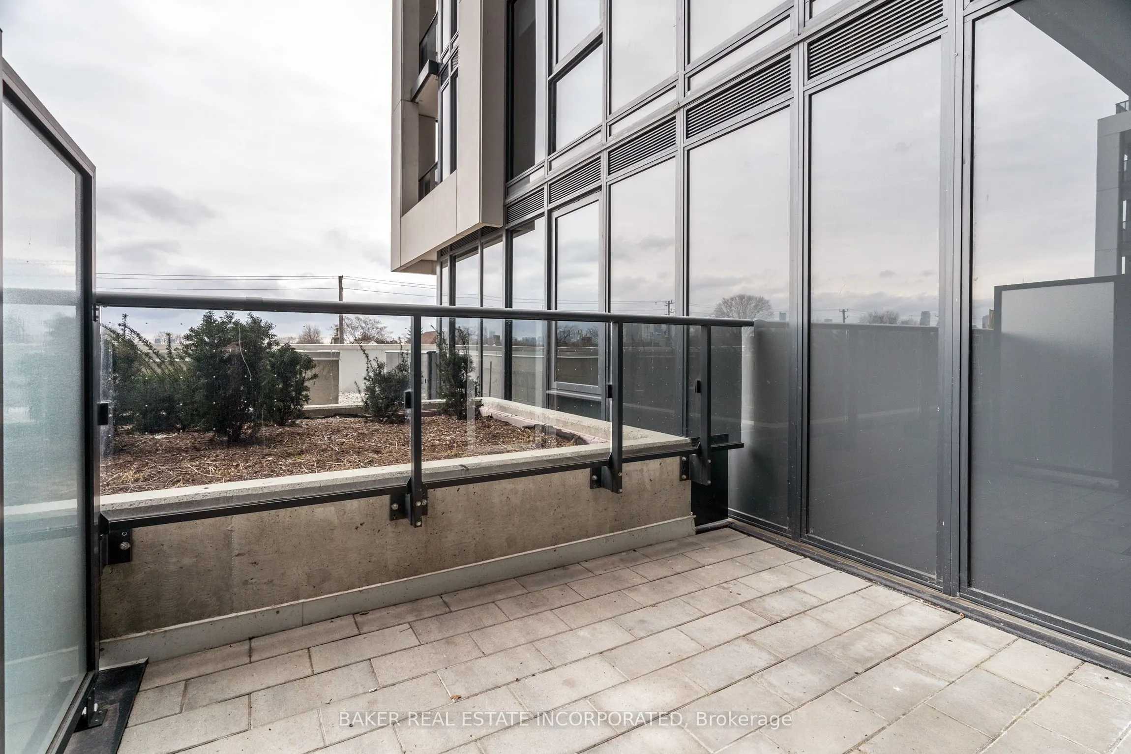 740 Dupont Street #208