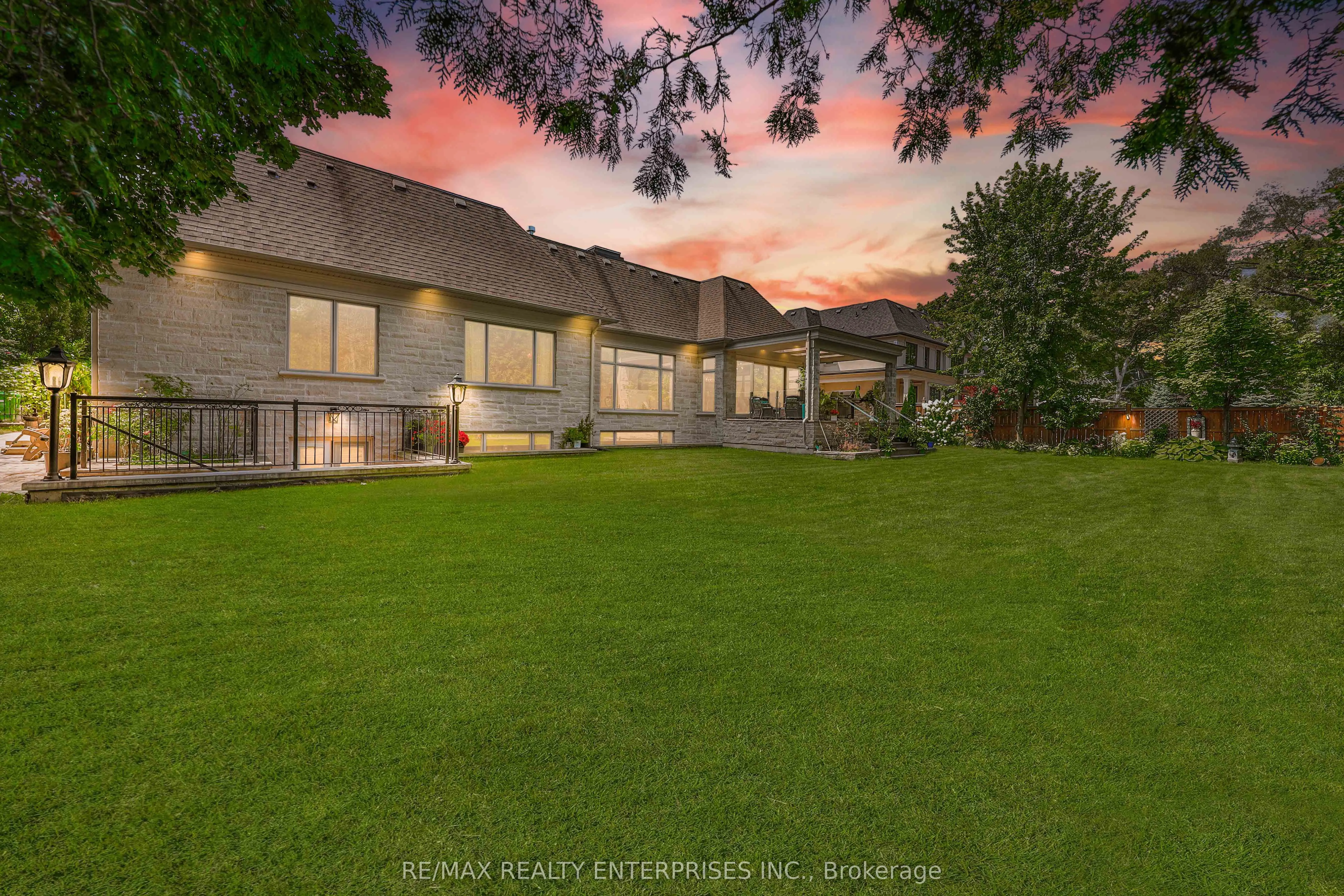 1511 Broadmoor Avenue