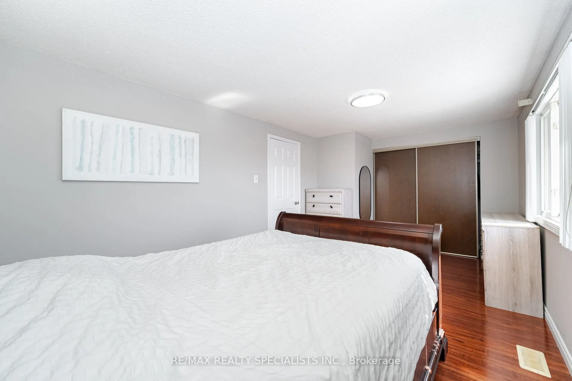 10 Wheatfield Road