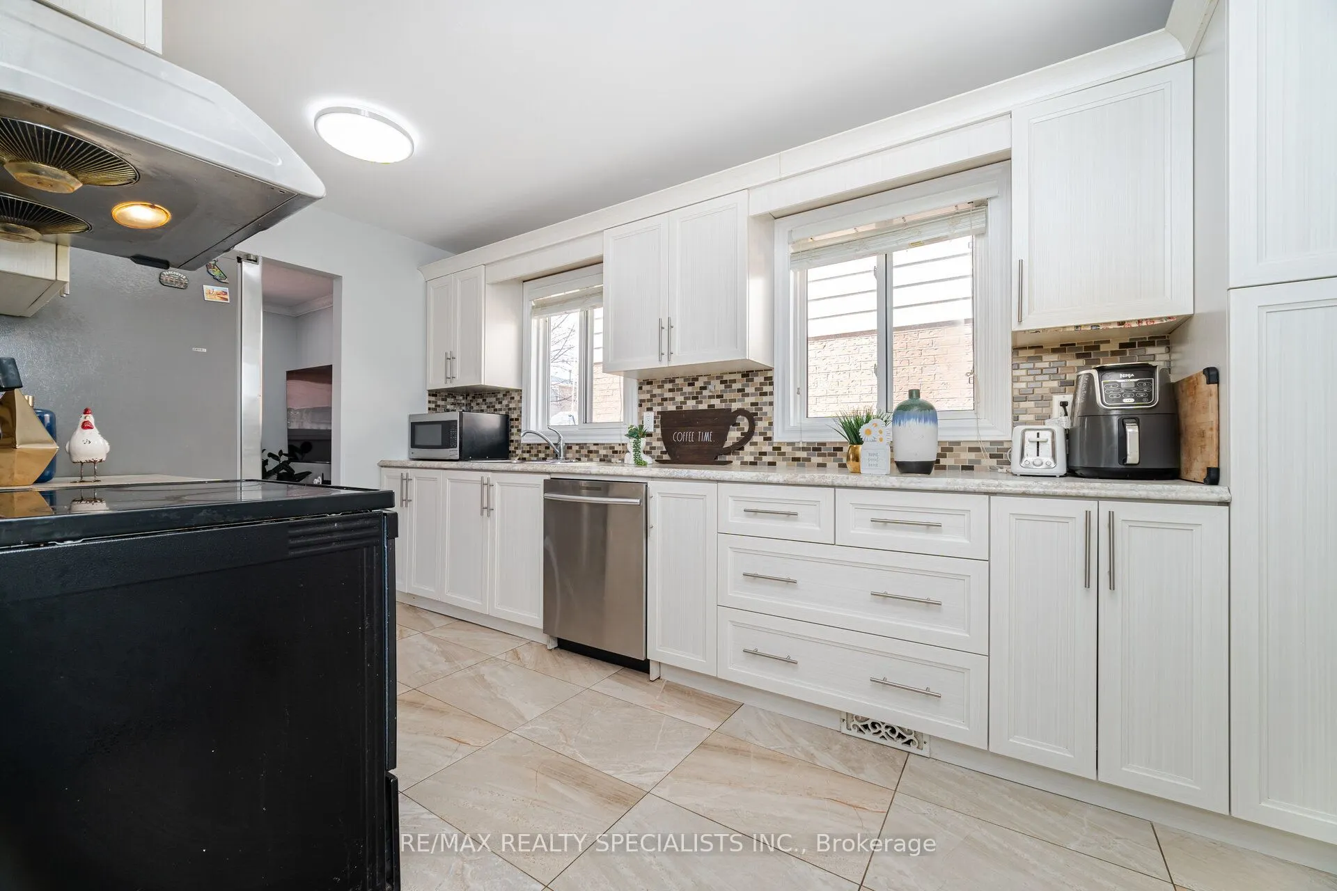 10 Wheatfield Road