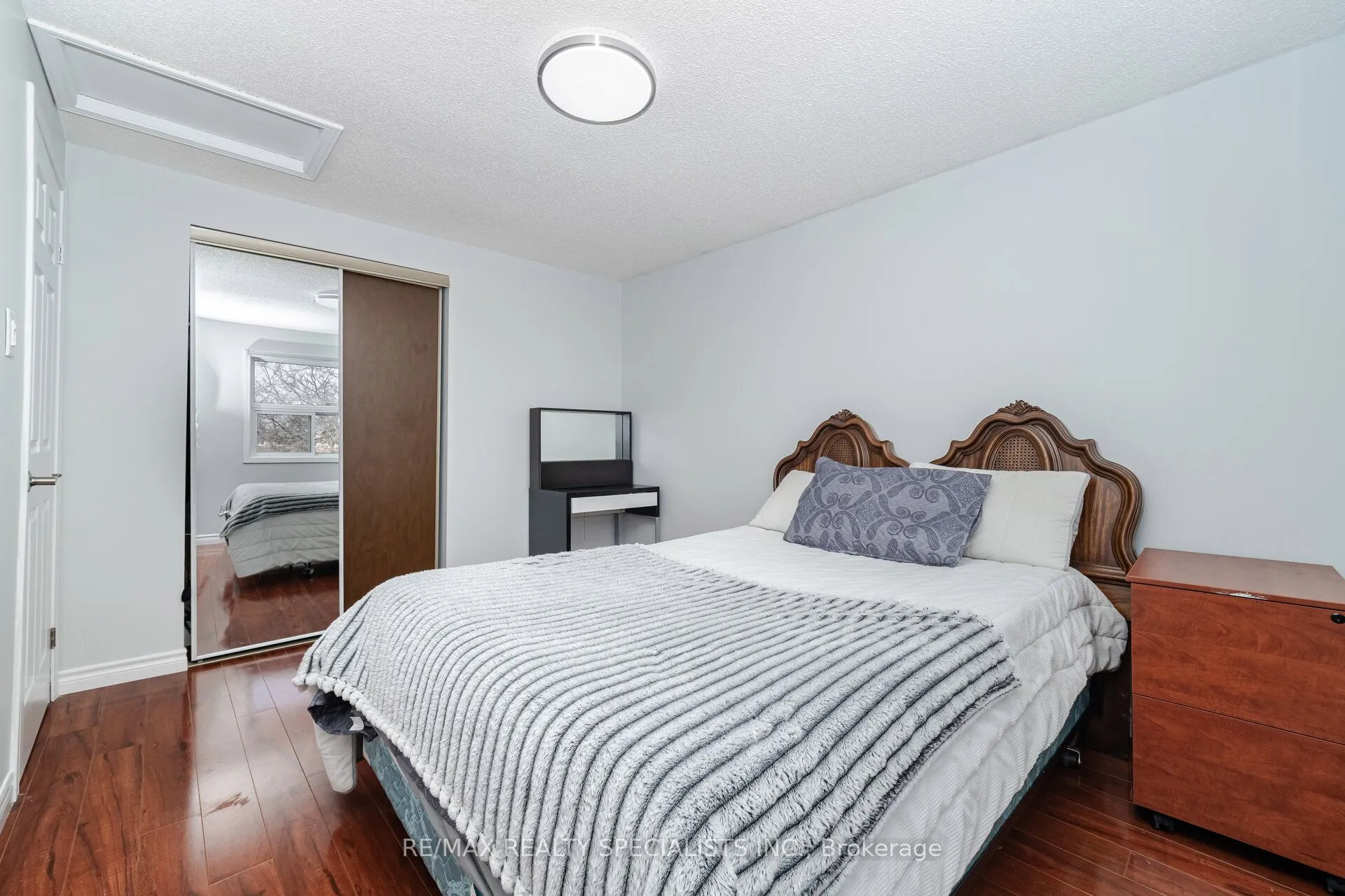 10 Wheatfield Road