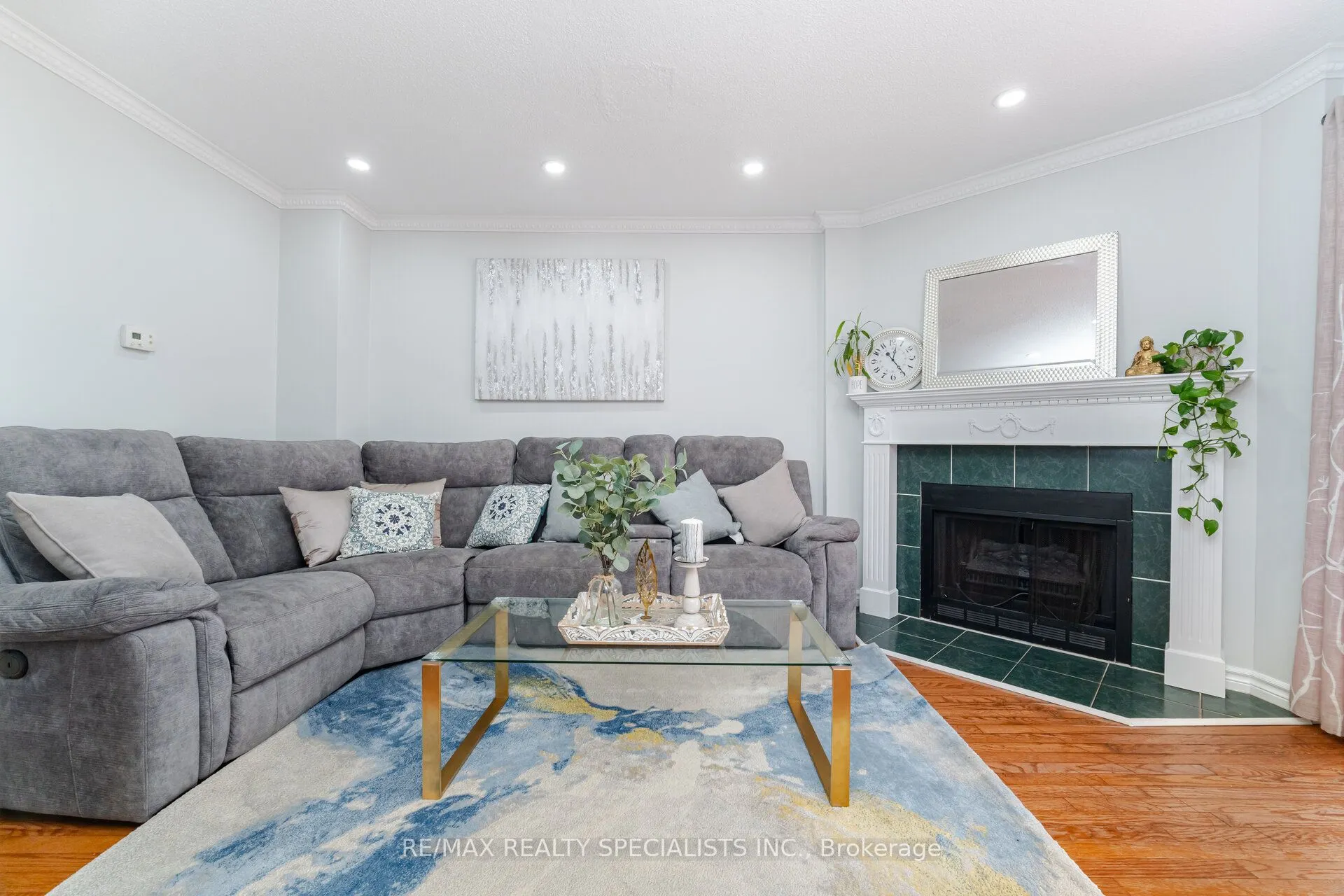 10 Wheatfield Road