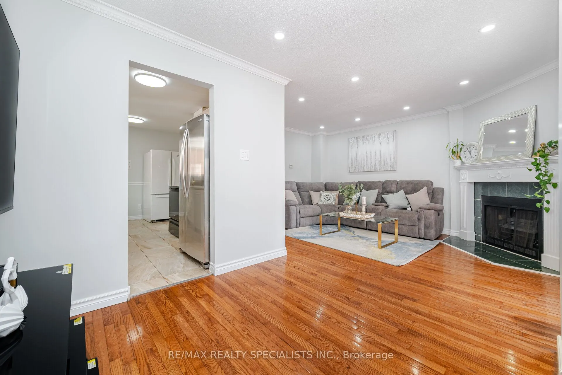 10 Wheatfield Road