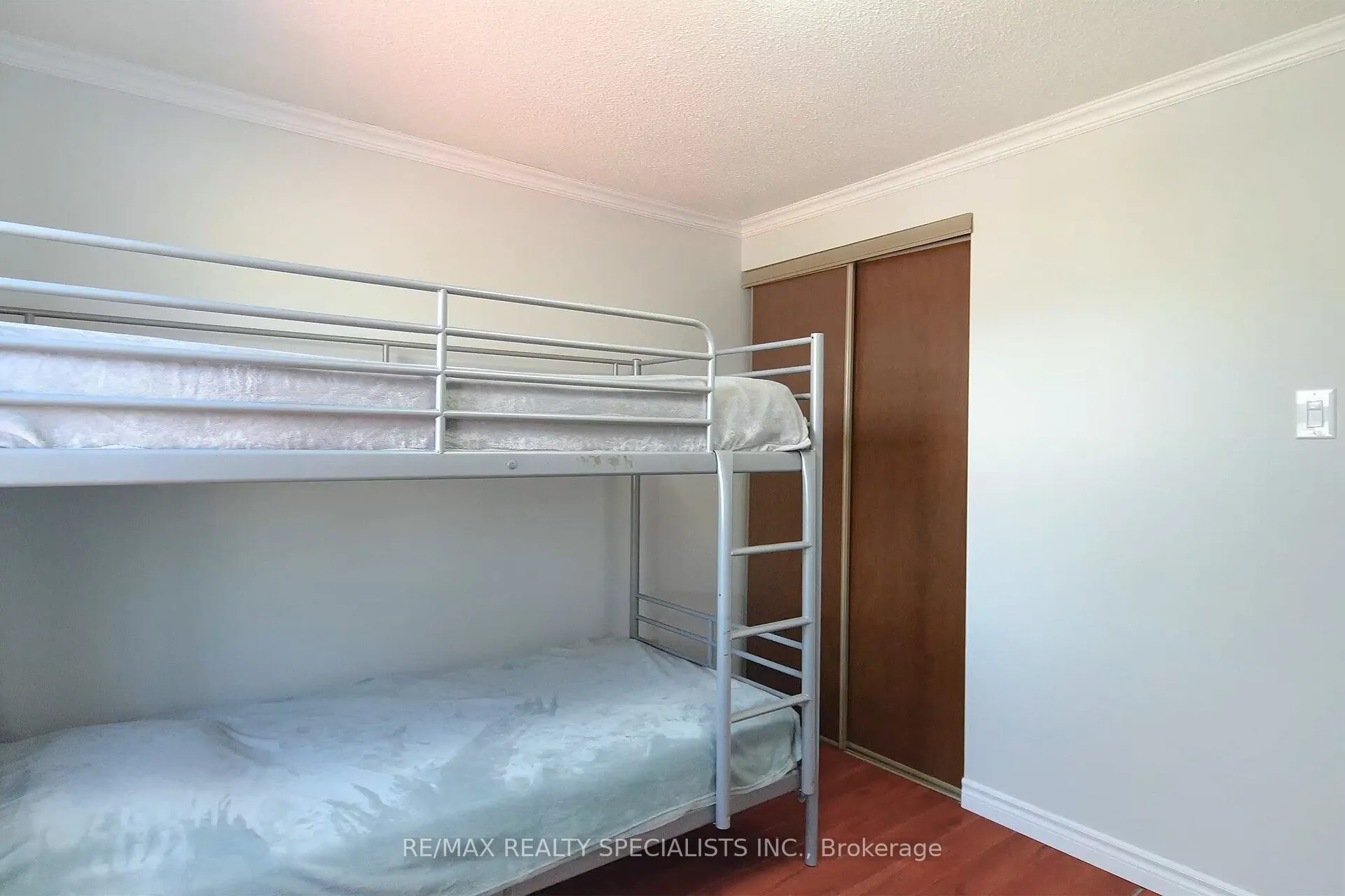 10 Wheatfield Road