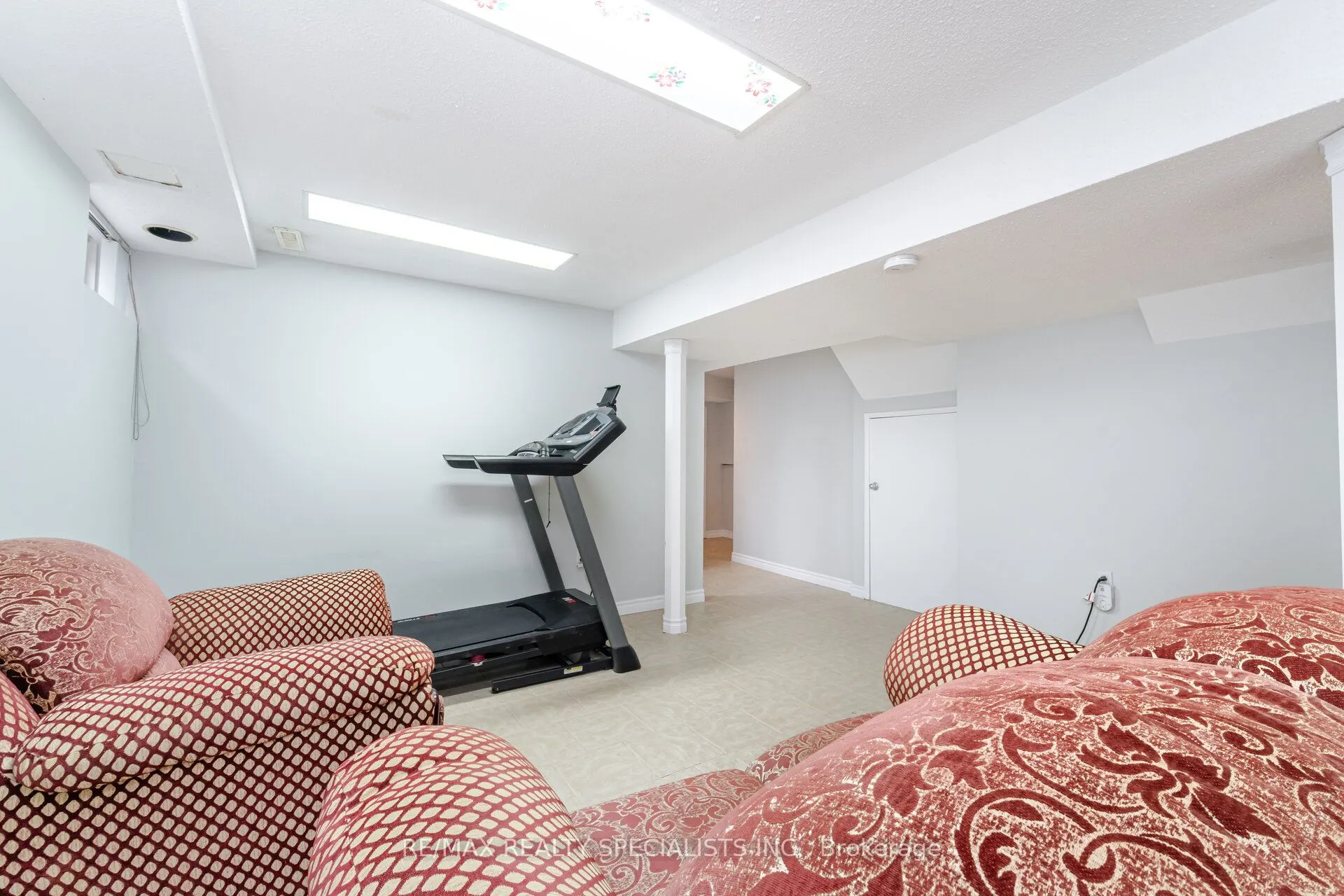 10 Wheatfield Road