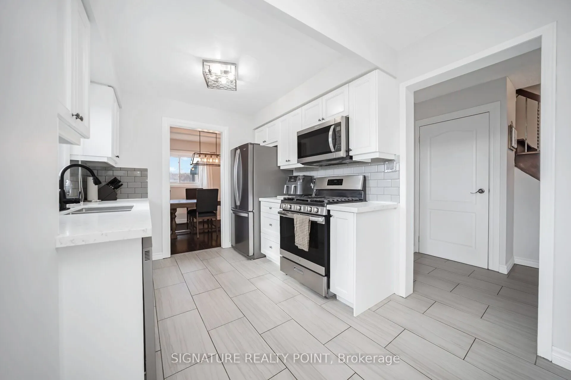 222 Simmons Boulevard