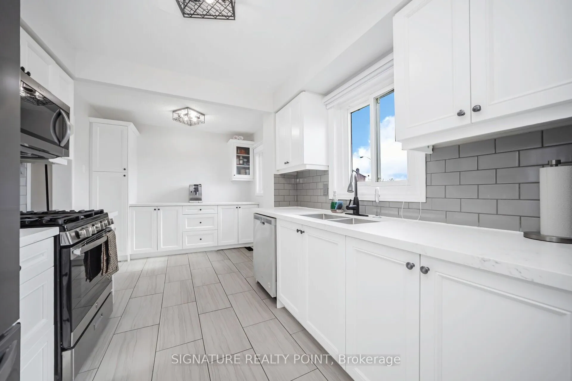 222 Simmons Boulevard