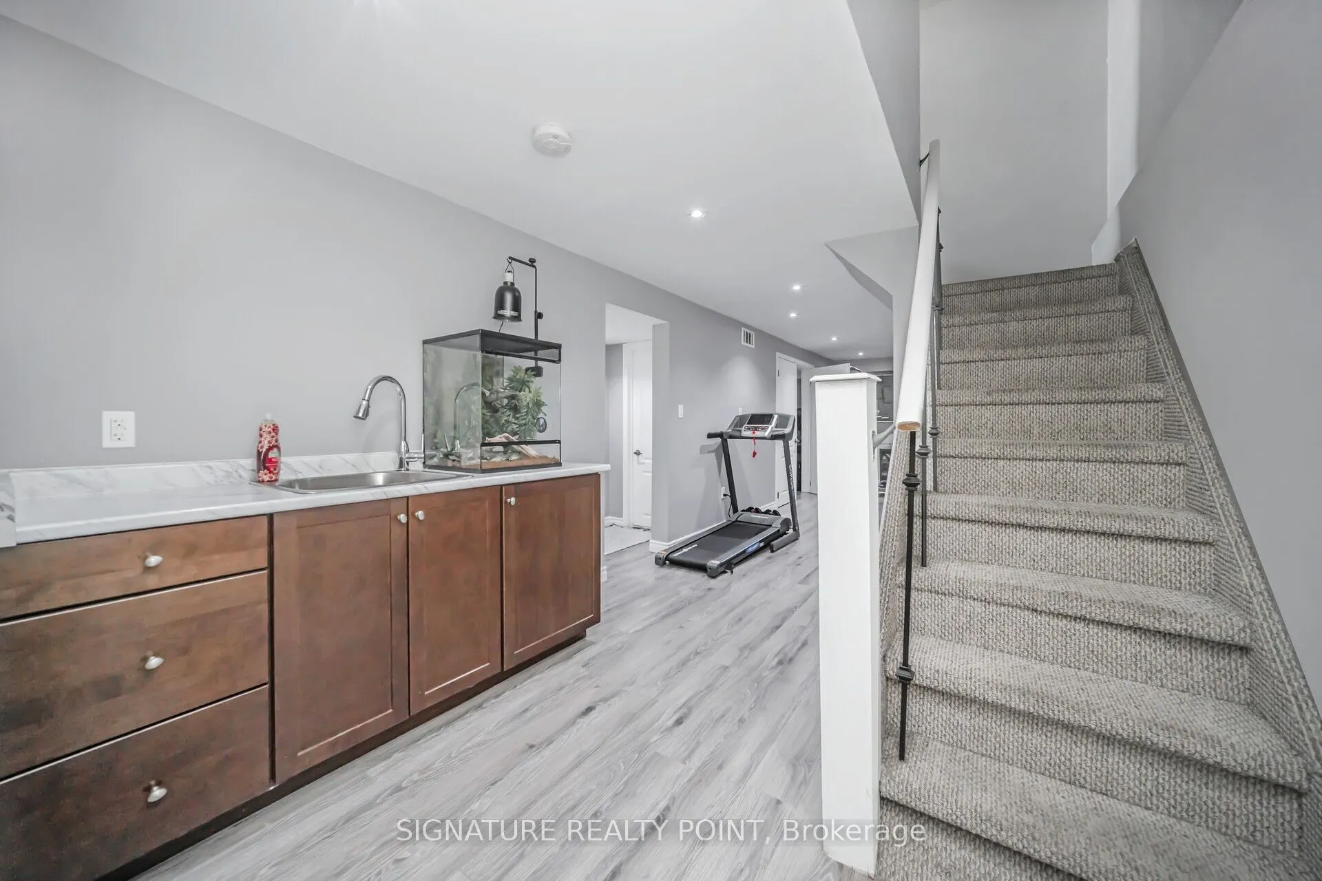 222 Simmons Boulevard