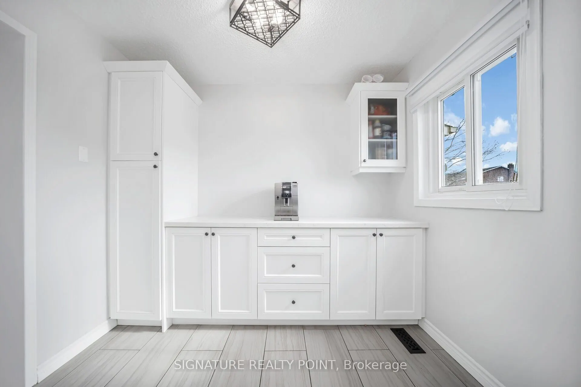 222 Simmons Boulevard