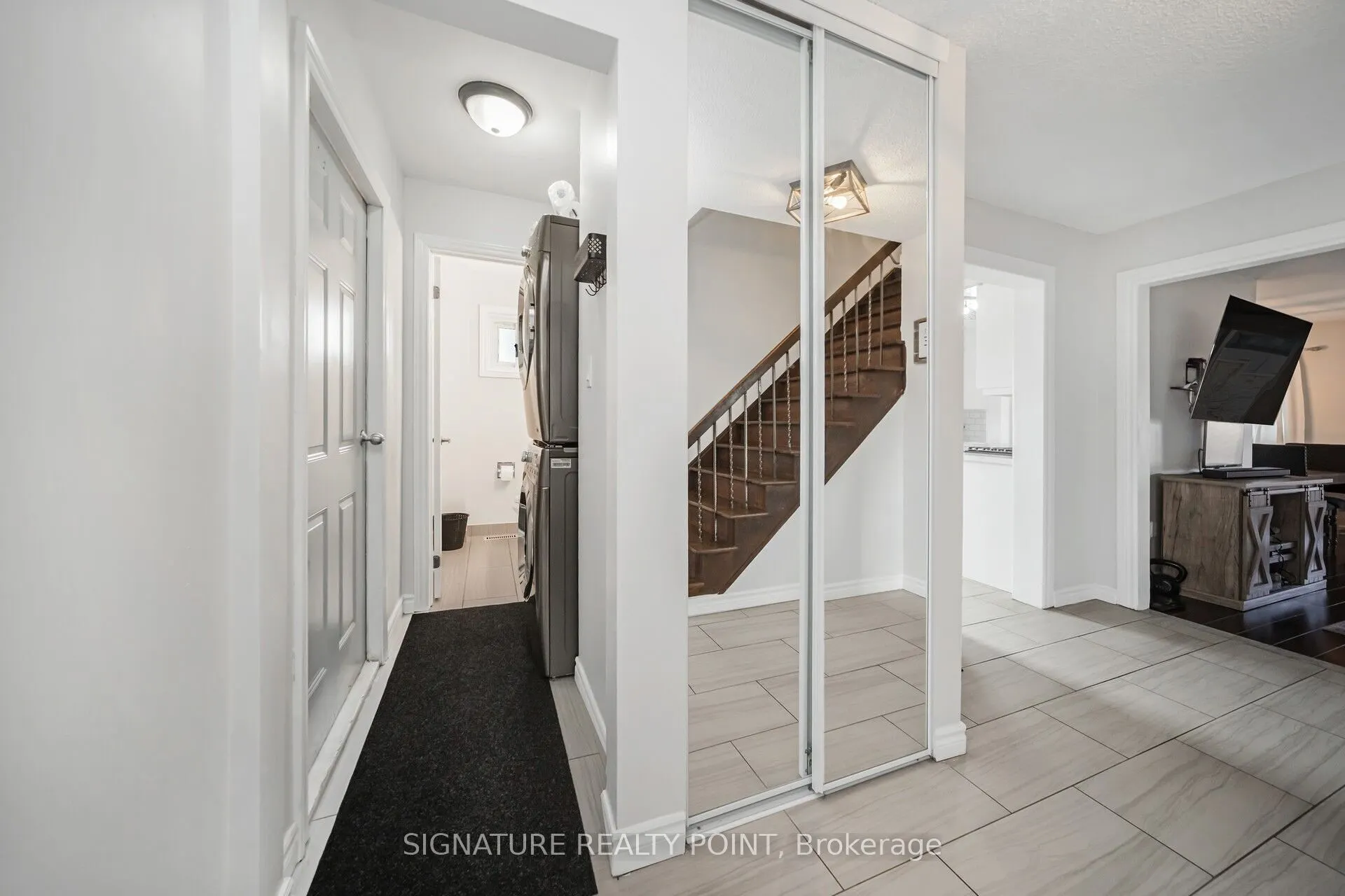 222 Simmons Boulevard