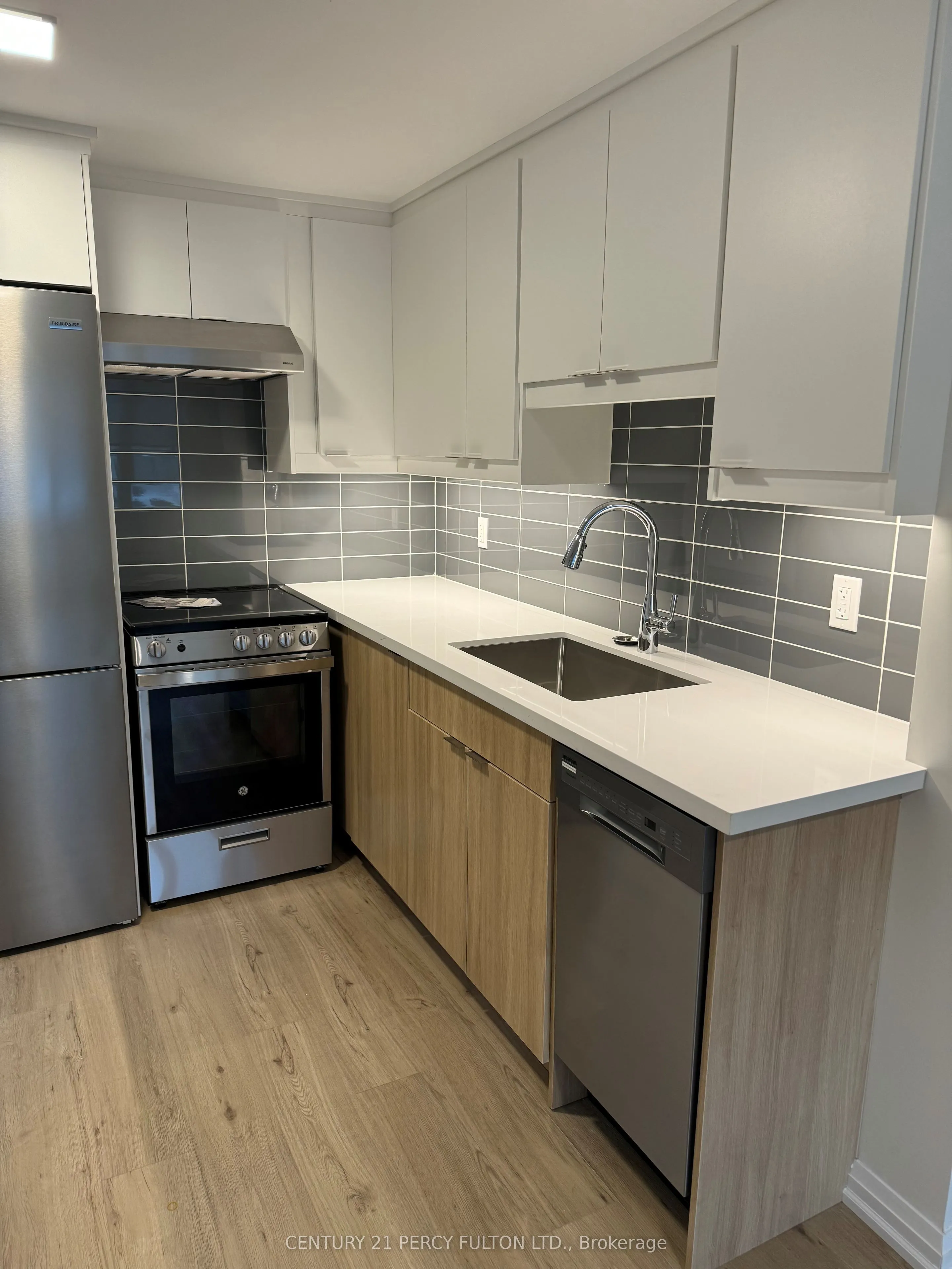 167 Thirtieth Street, #3