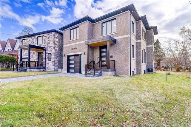 1 Aura Lea Boulevard