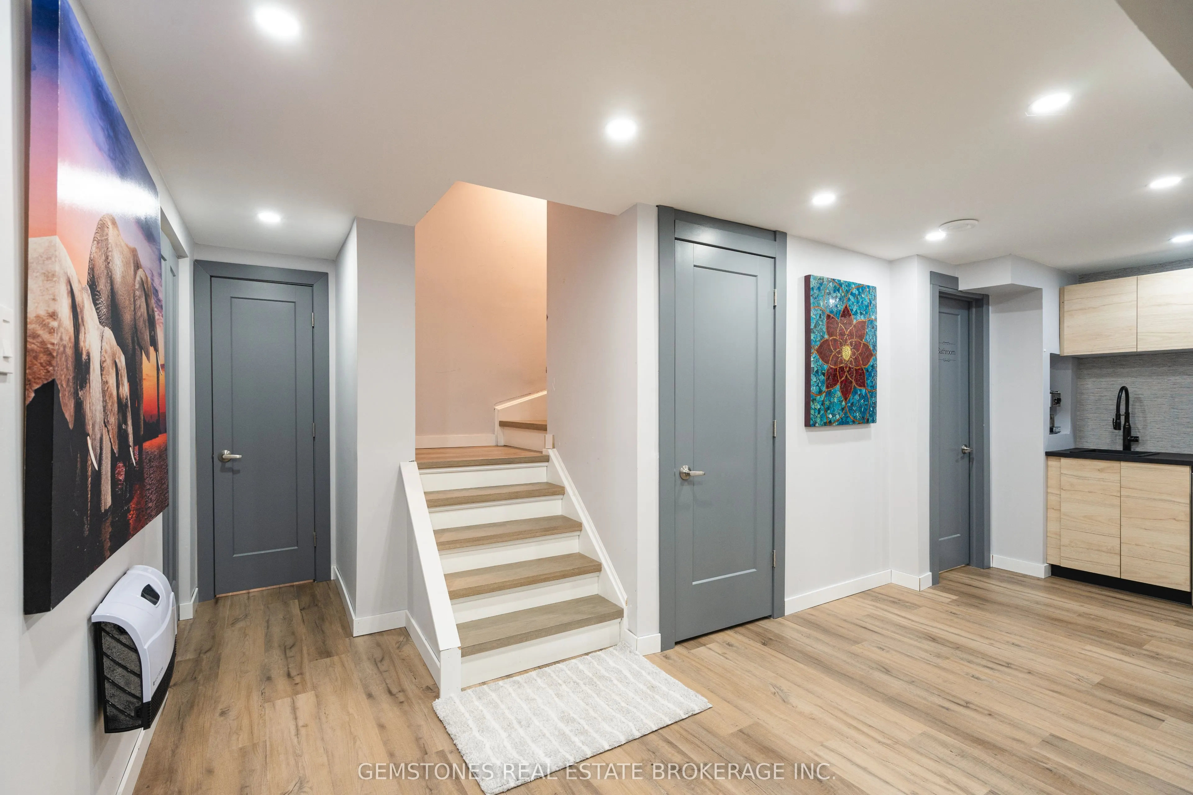 150 Taylorwood Avenue