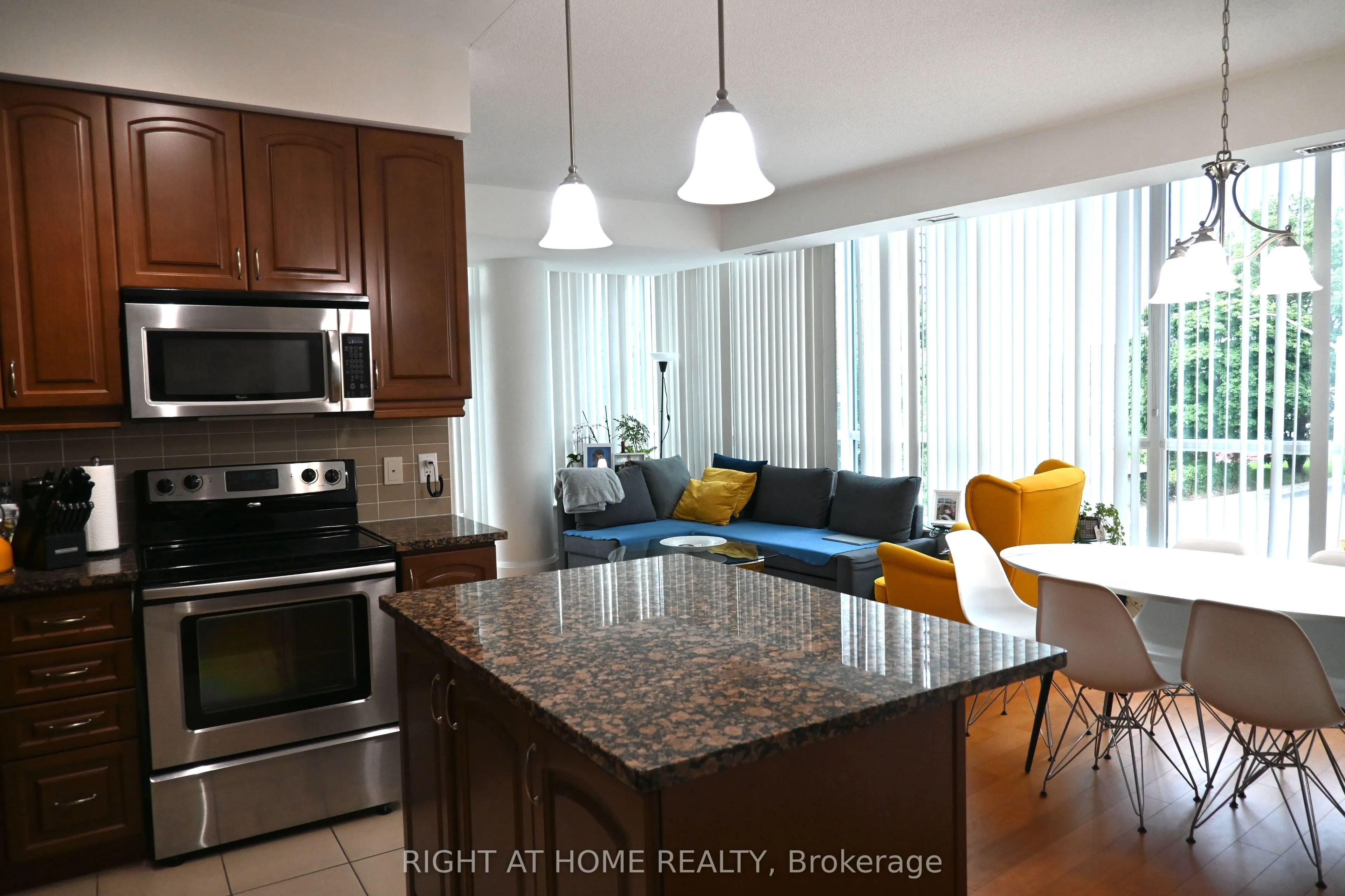 1 Hurontario Street #315