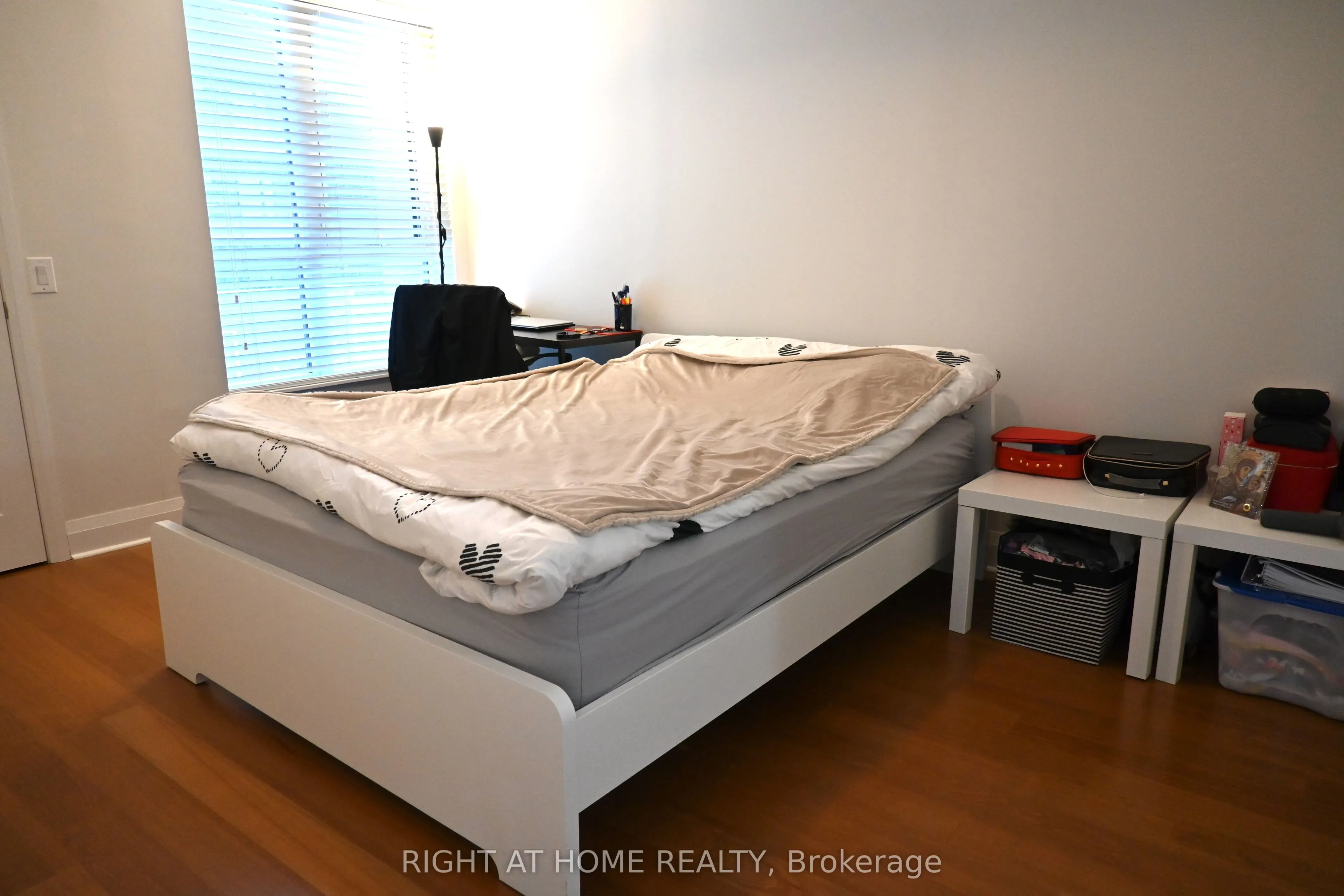 1 Hurontario Street #315