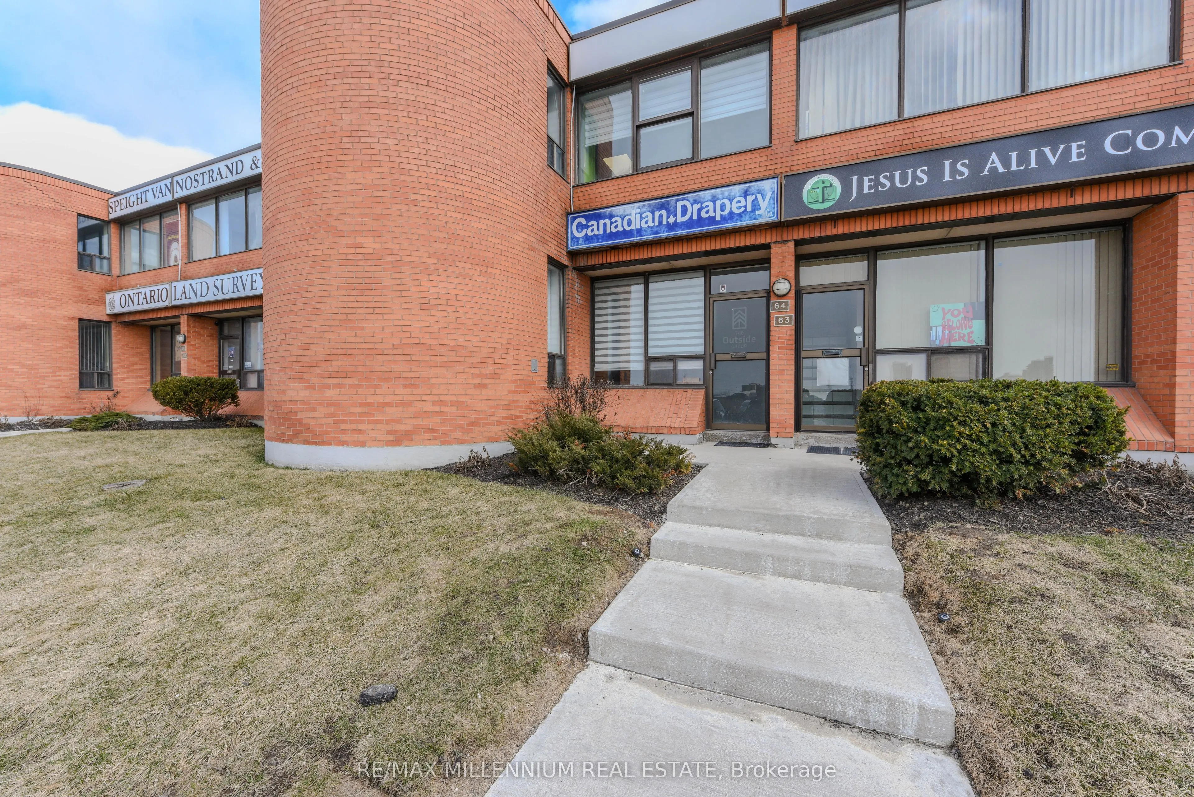 750 Oakdale Road, #64