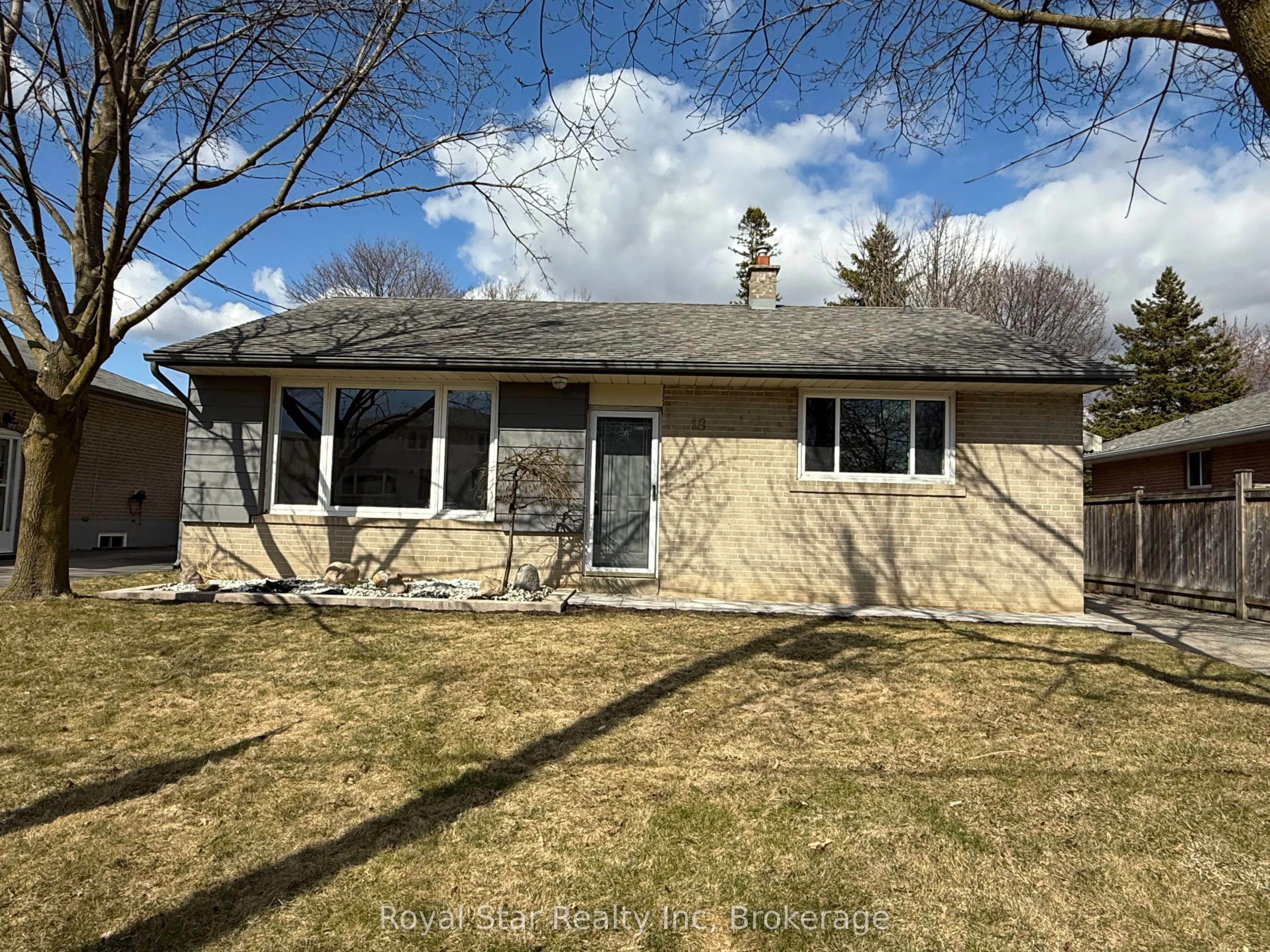 18 Weber Drive