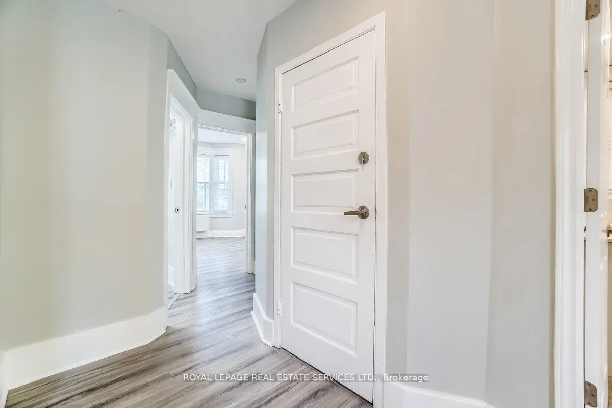 31 Tyndall Avenue