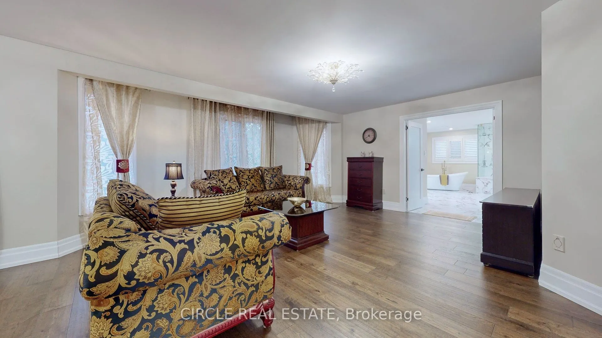 5351 Forest Ridge Drive