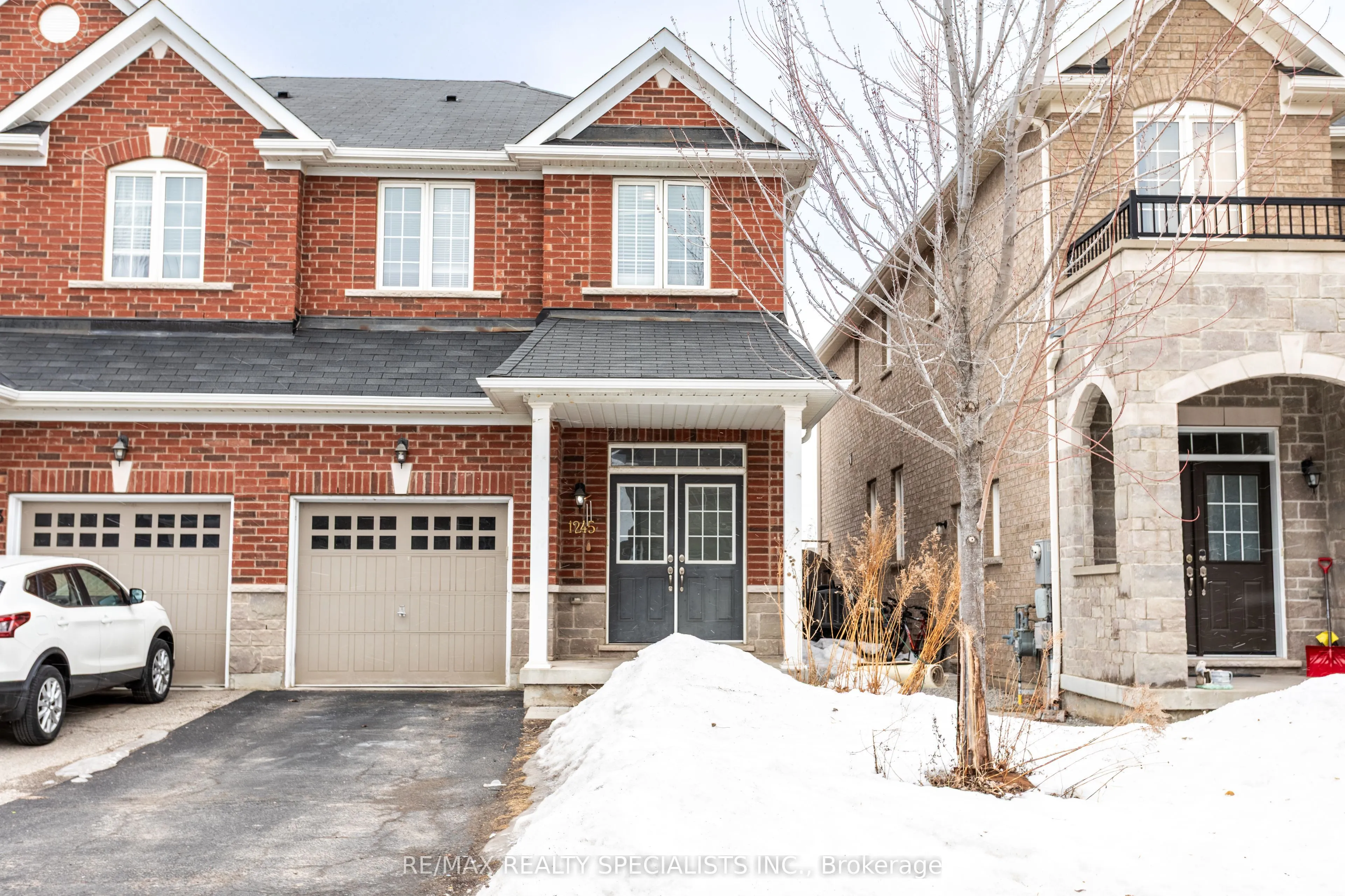 1245 Ruddy Crescent