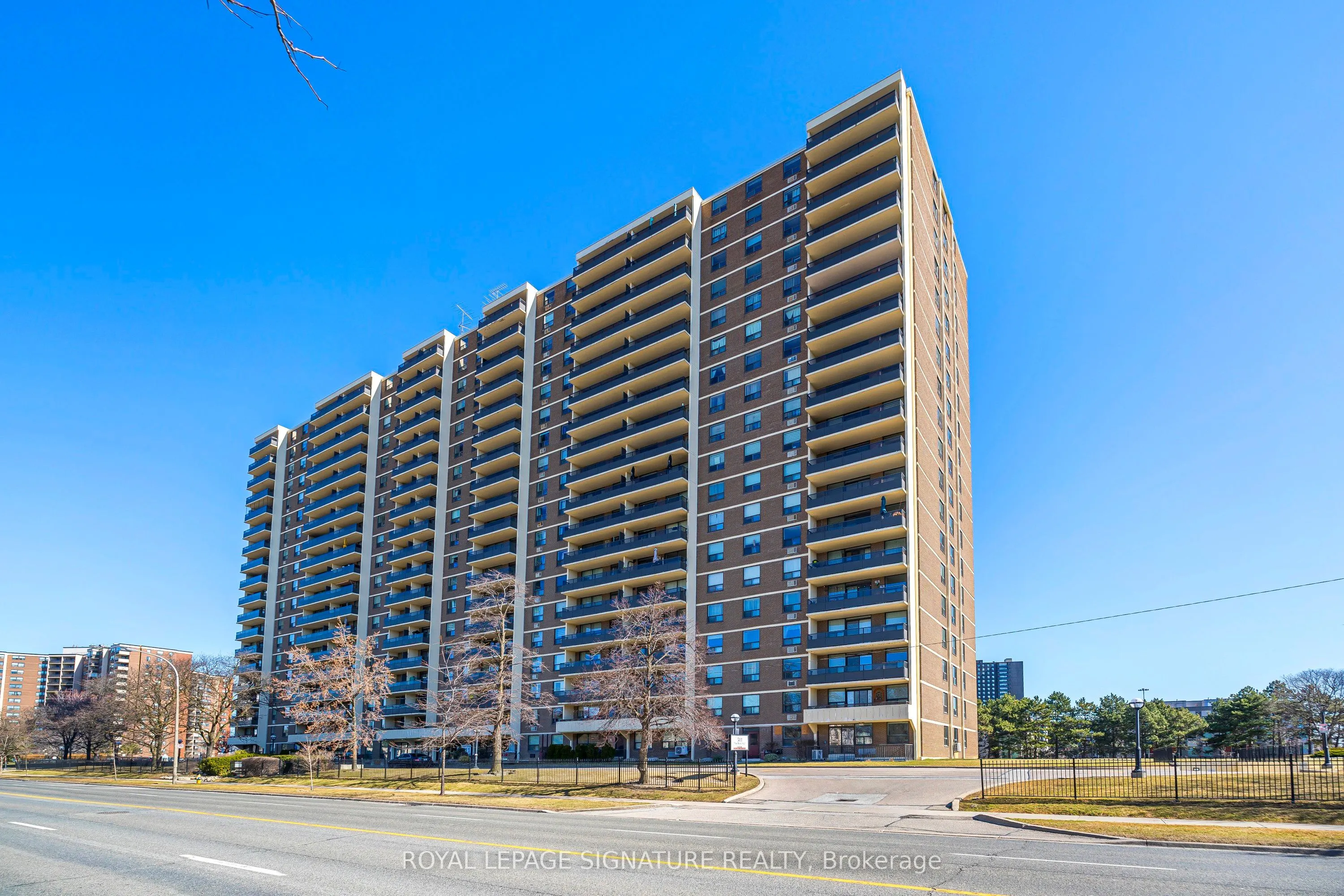 511 The West Mall #1908