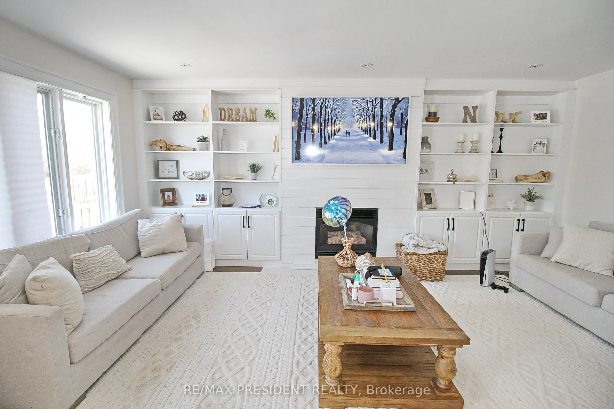 32 Deerglen Drive
