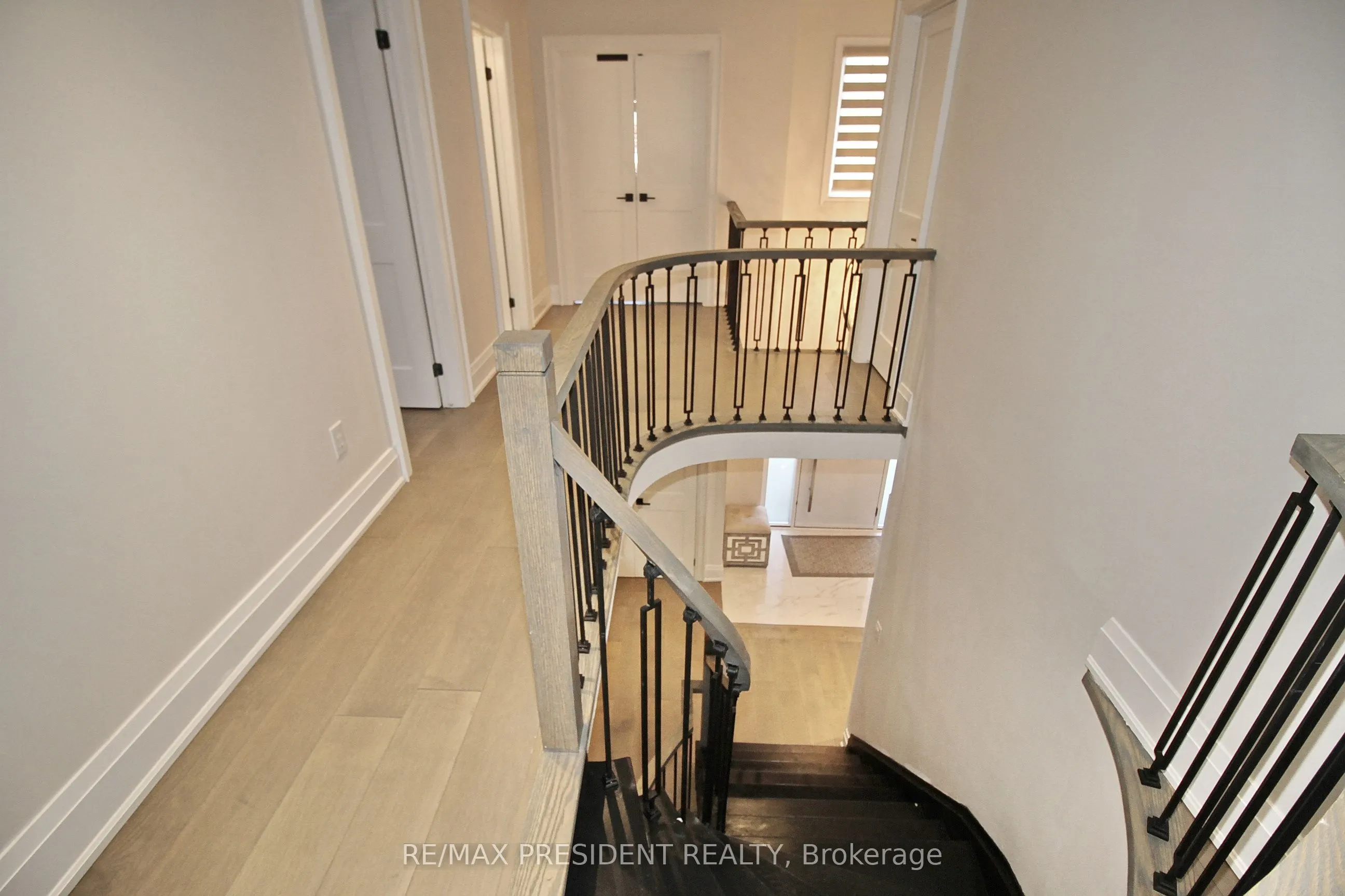 32 Deerglen Drive