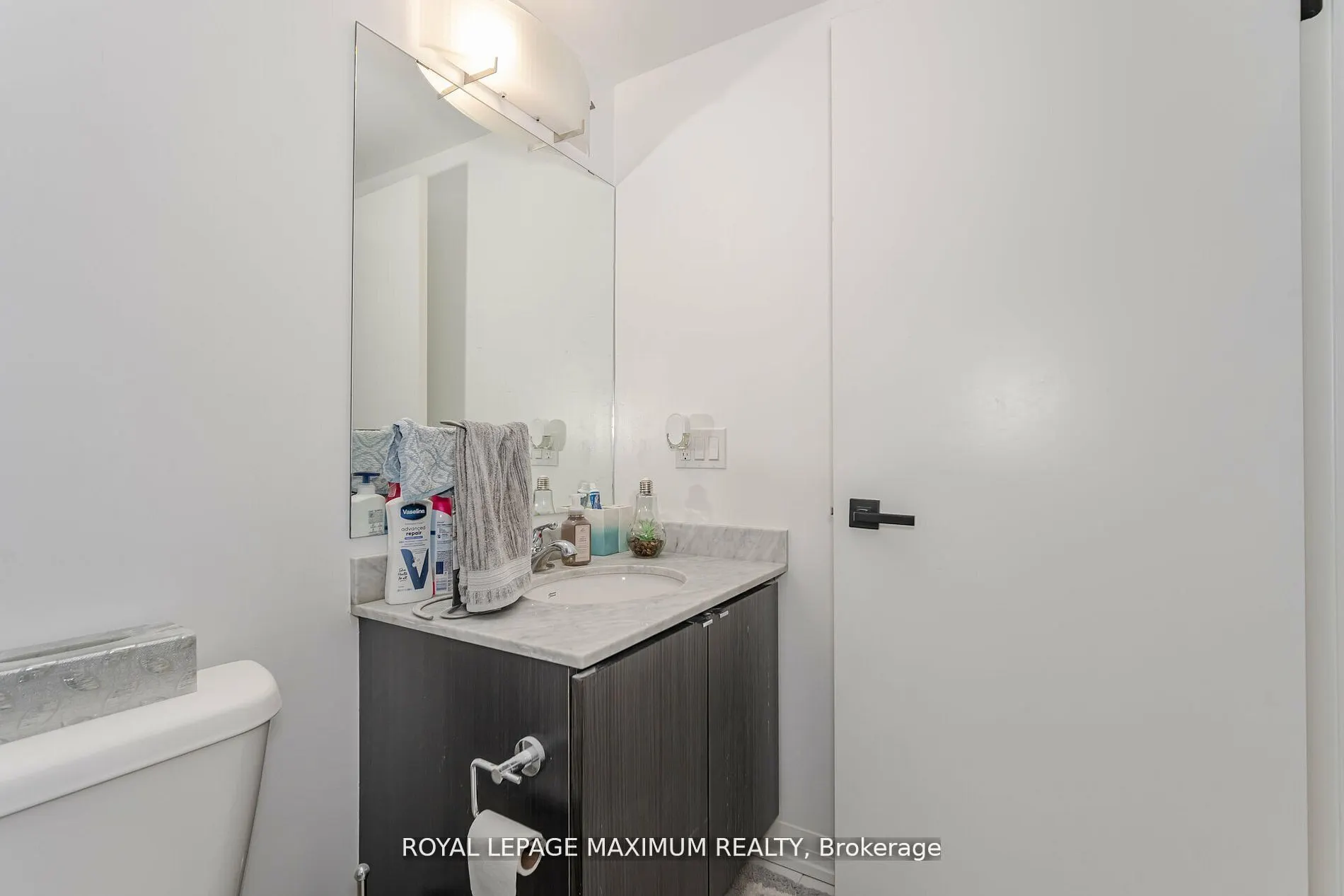 408 Browns Line, #308