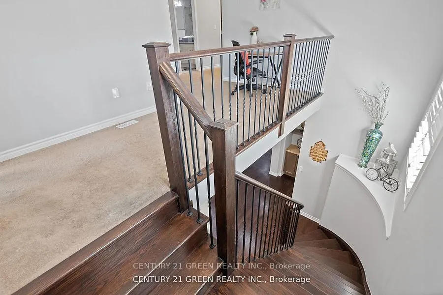 495 Blinco Terrace