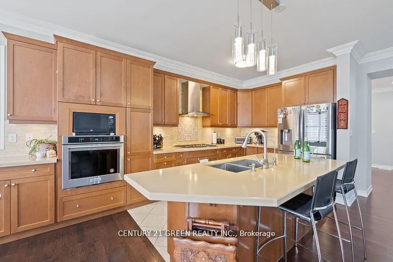 495 Blinco Terrace