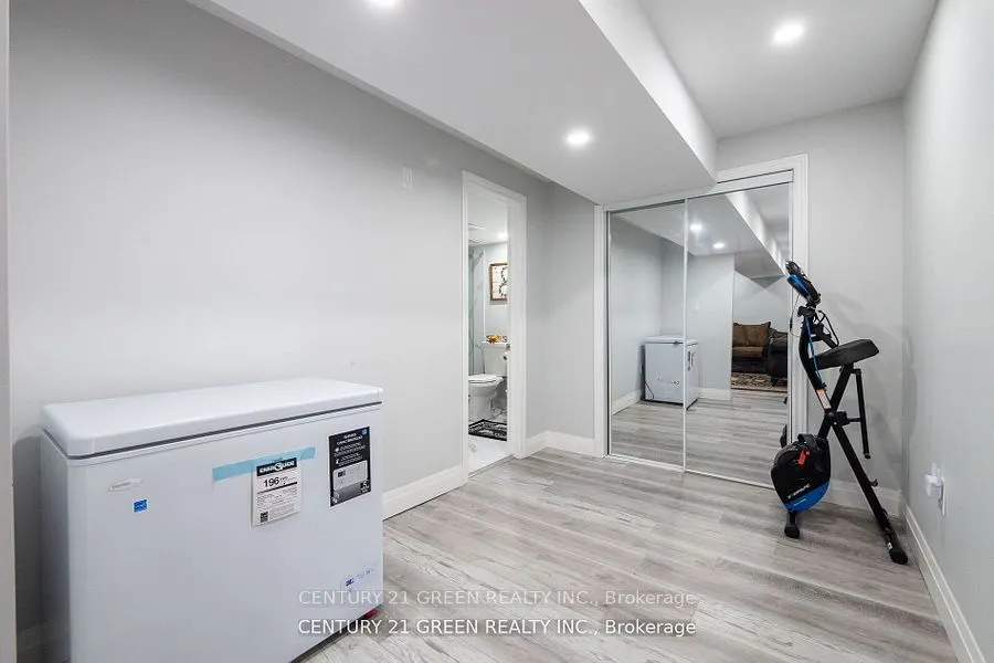495 Blinco Terrace