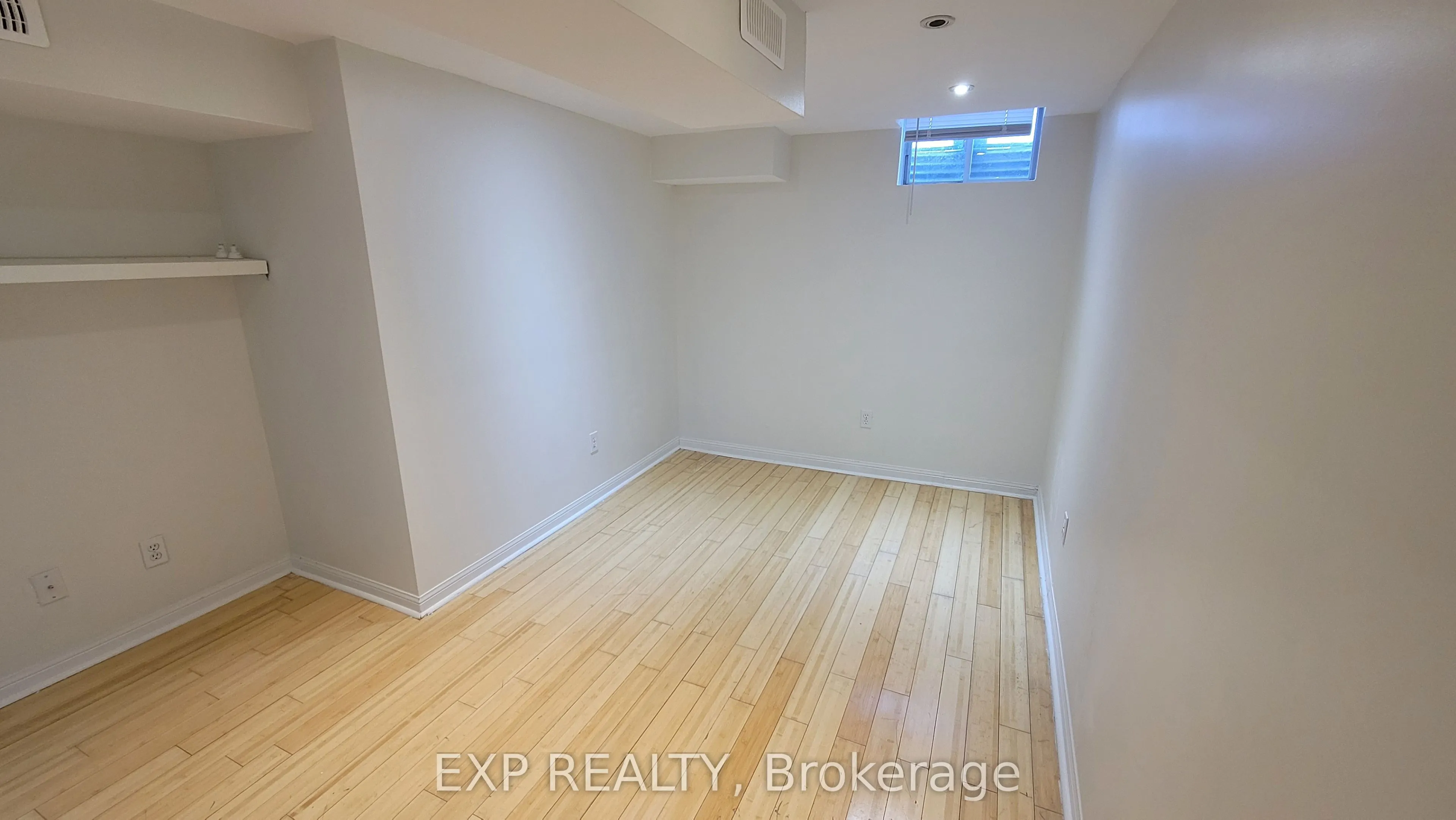 3298 Cambourne Crescent #Bsmt