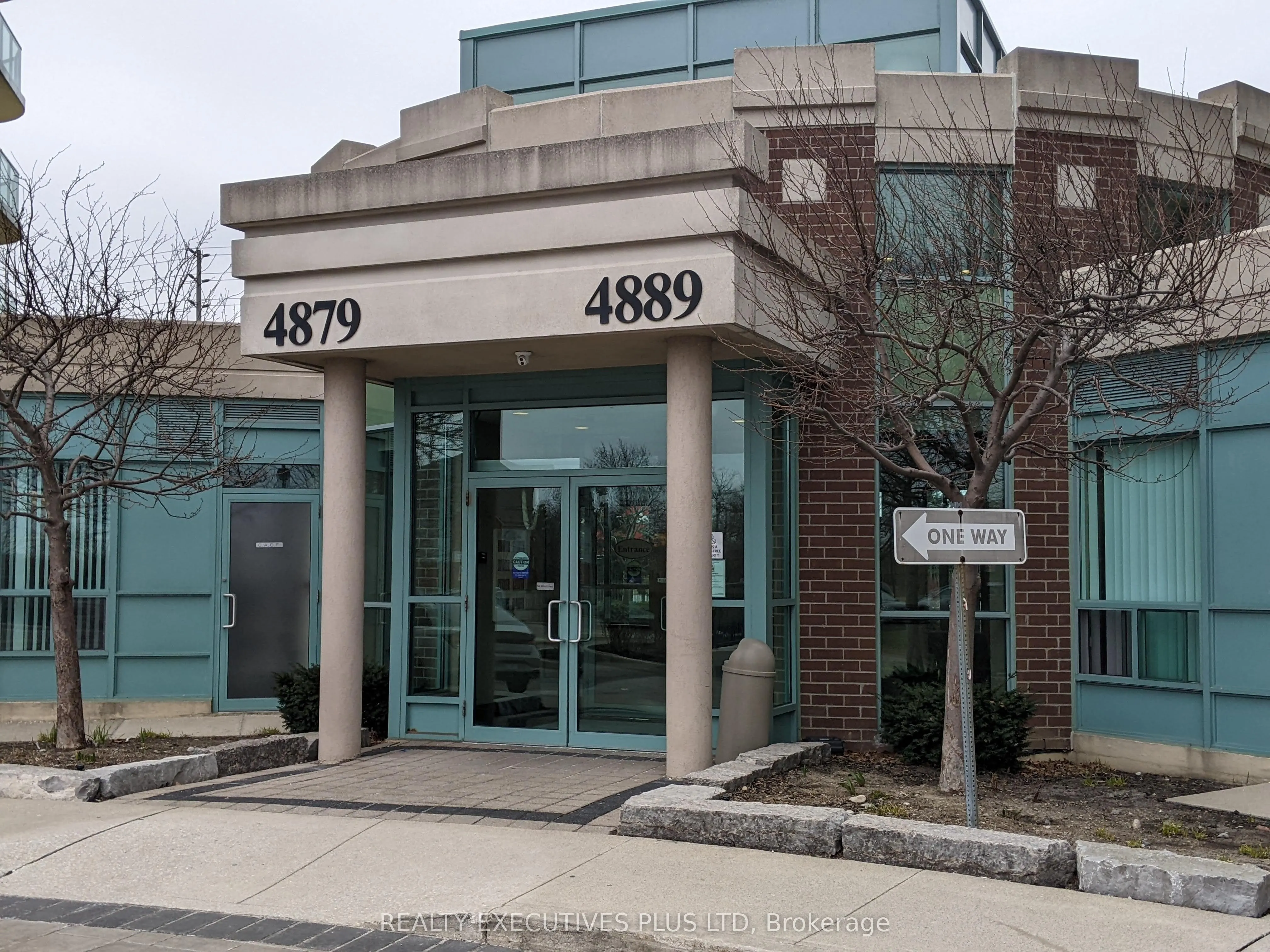 4879 Kimbermount Avenue, #308