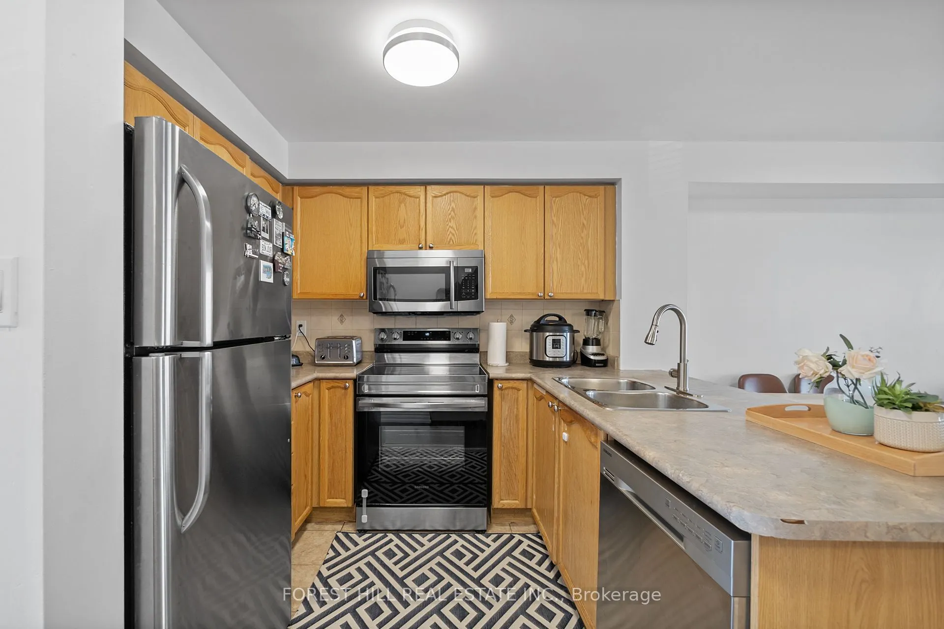 5050 Intrepid Drive, #20