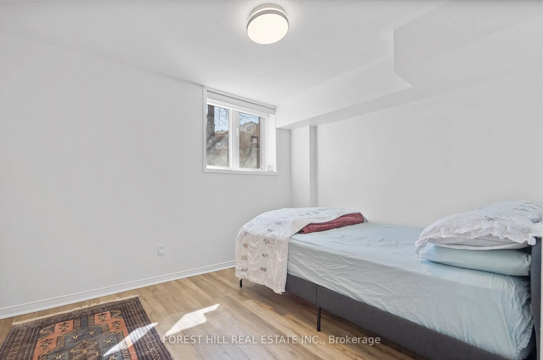 5050 Intrepid Drive, #20